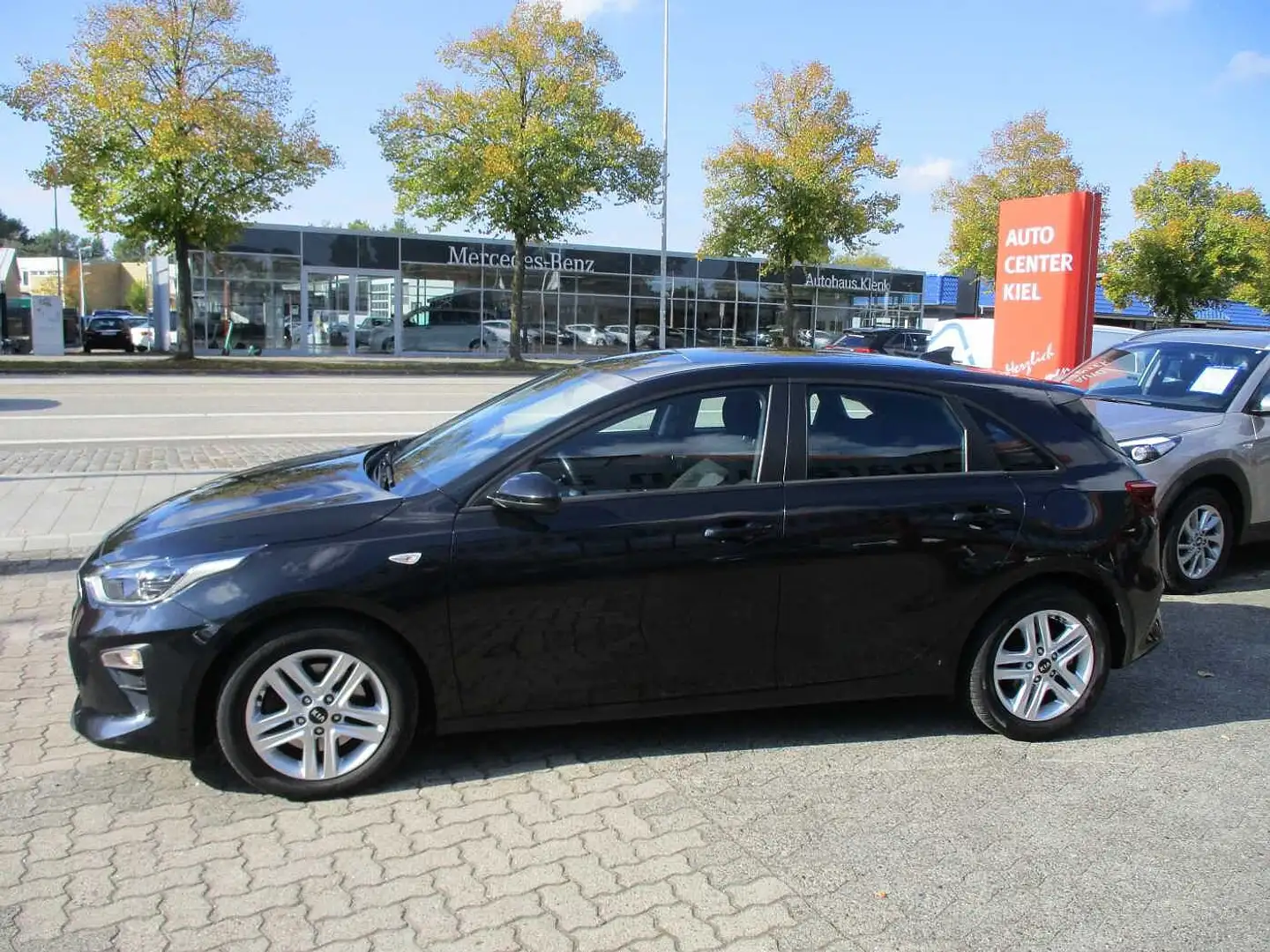 Kia Ceed / cee'd 1.6 CRDi Eco-Dynamics+ (48V Mild-Hybrid) Noir - 2