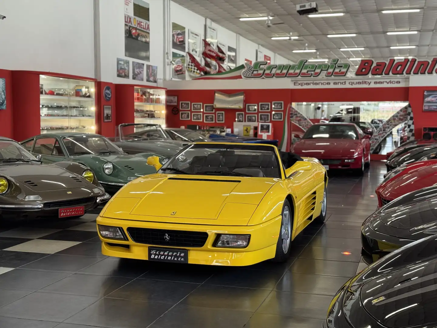 Ferrari 348 Spider 320cv Giallo - 2