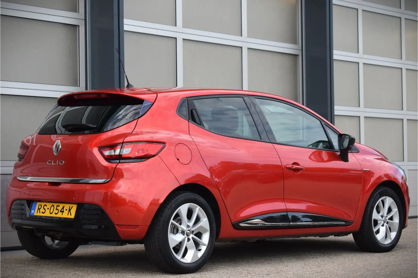 Renault Clio 0.9 TCe Limited Edition Zeer nette auto! Rood - 2