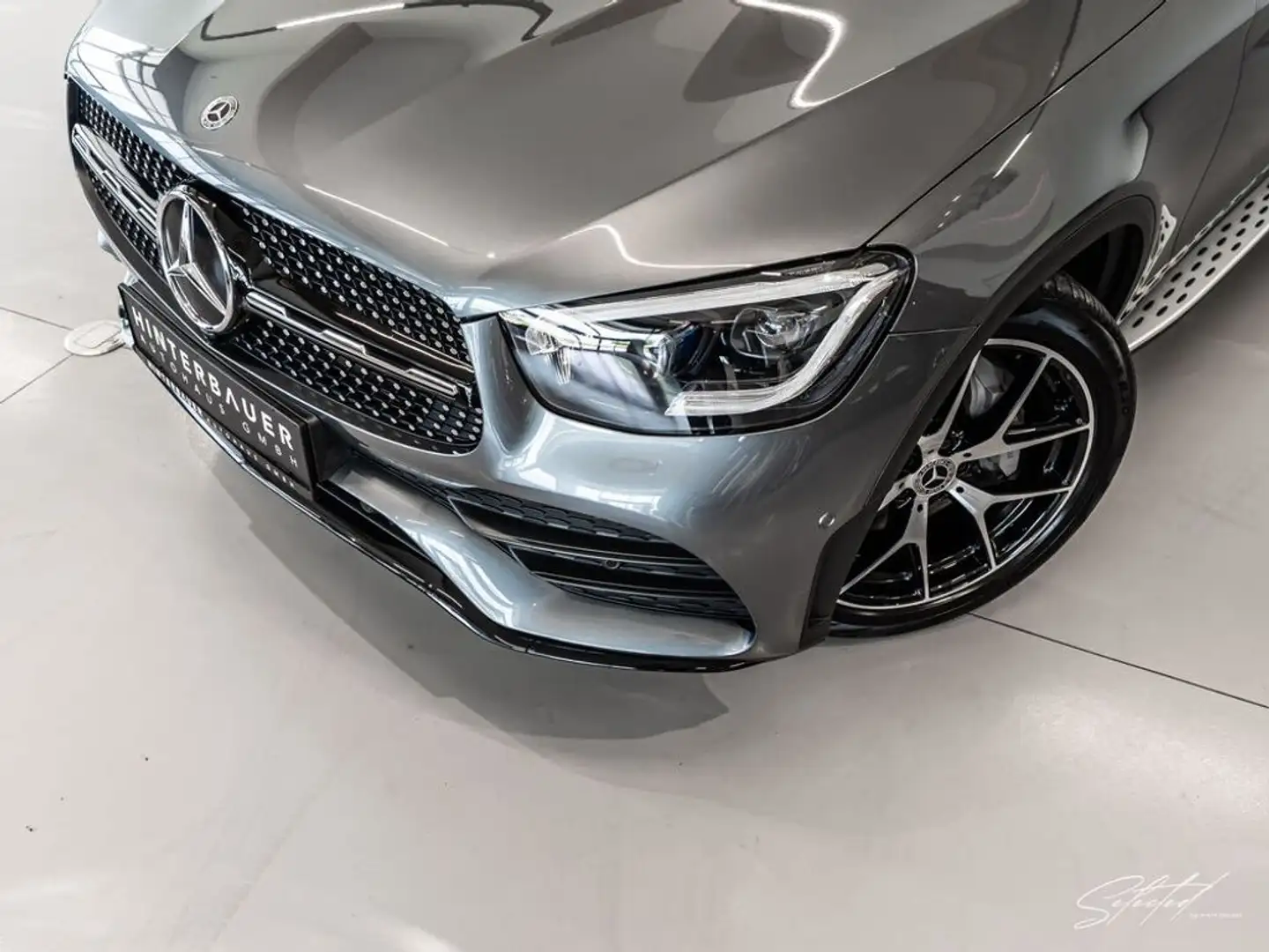 Mercedes-Benz GLC 400 d 4Matic AMG *AHK*PANO*BURMESTER*LED*GAR* Grijs - 2