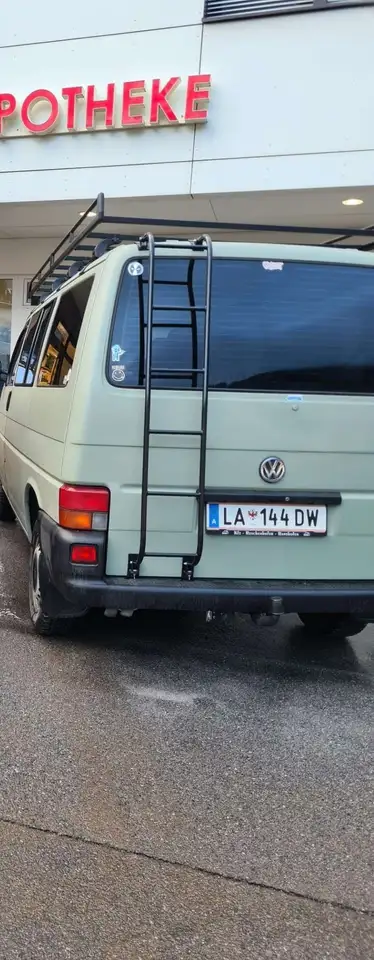 Volkswagen T4 Caravelle 2-3-3 Comfortline 2,5 TDI, foto 2