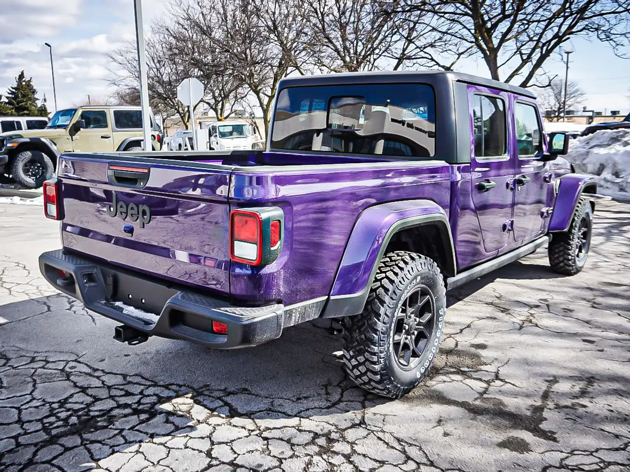Jeep Gladiator снимка Jeep Gladiator