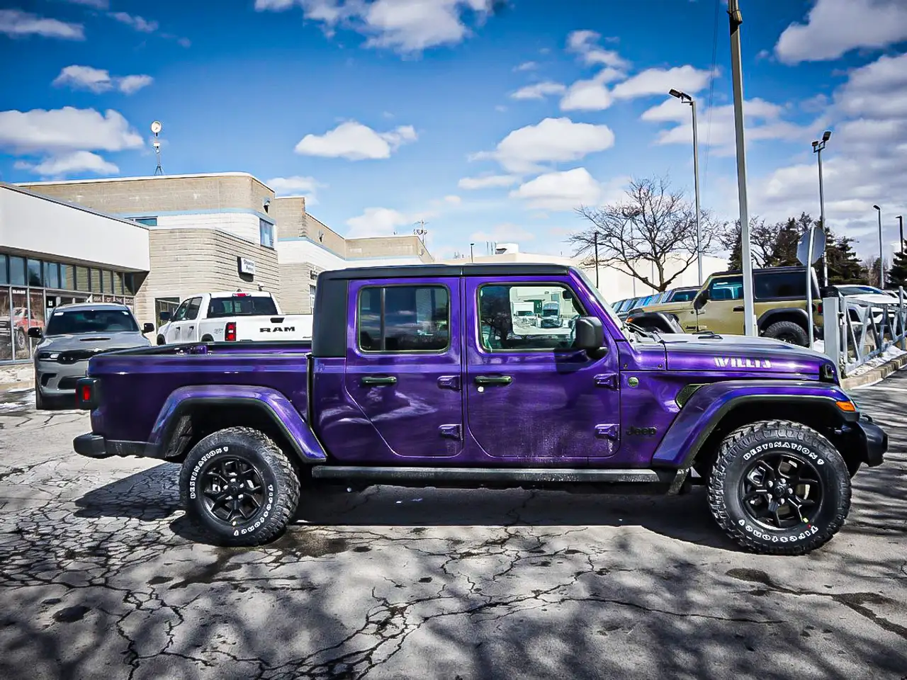 Jeep Gladiator снимка Jeep Gladiator