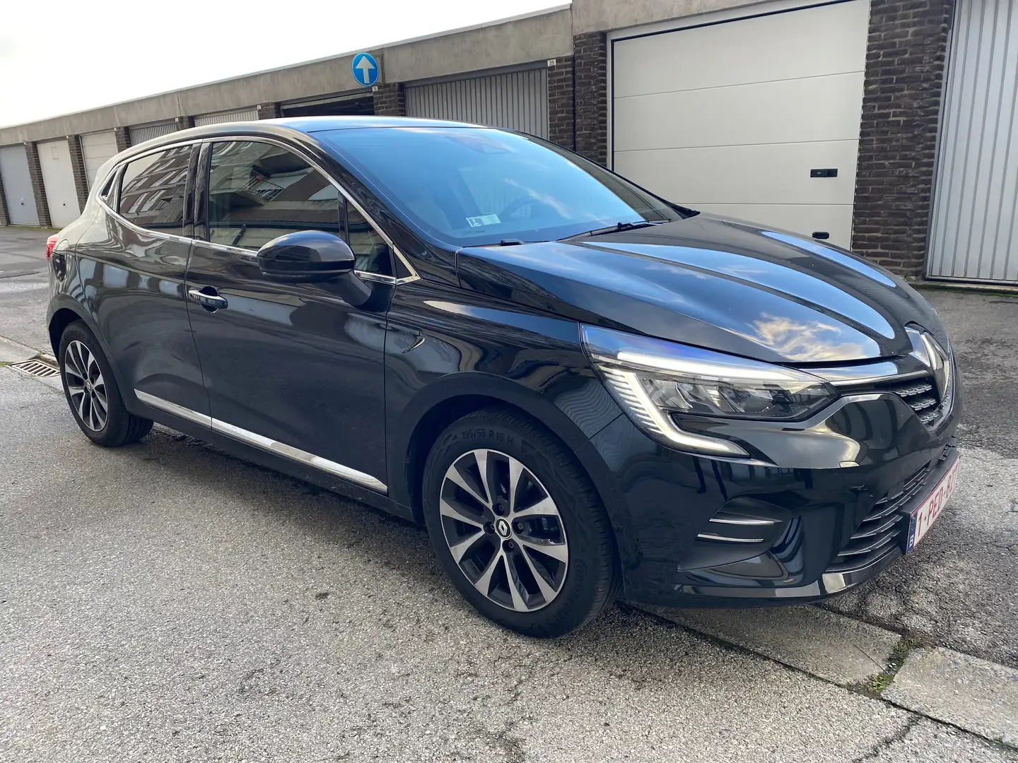 Renault Clio Clio 1.0 TCe Techno X-Tronic GPF Noir - 1