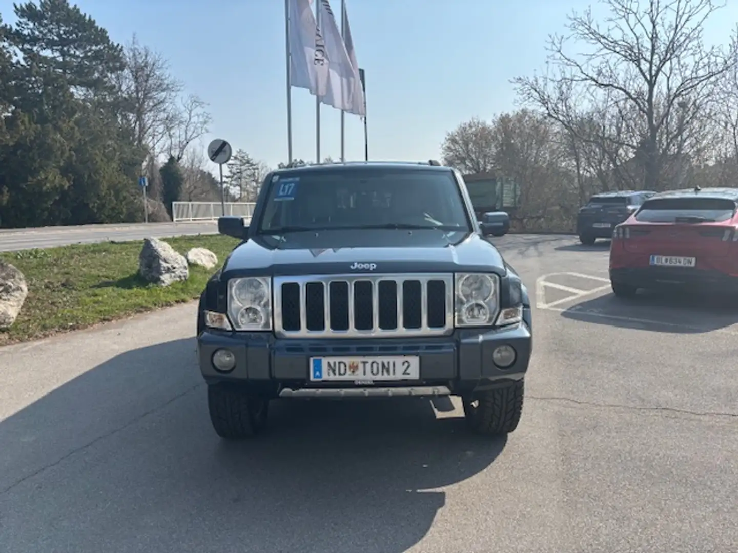Jeep Commander Commander 3,0 V6 CRD Overland Overland Grau - 2