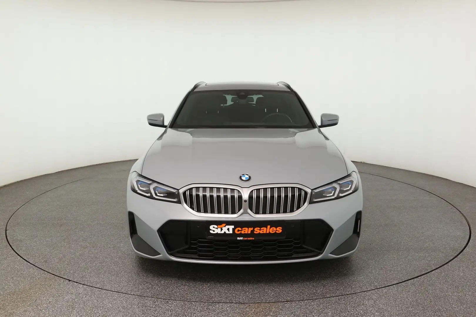 BMW 320 d xDr. M Sport LCPro|HUD|PAN|PAs+360|SHZG|AHK Grau - 2