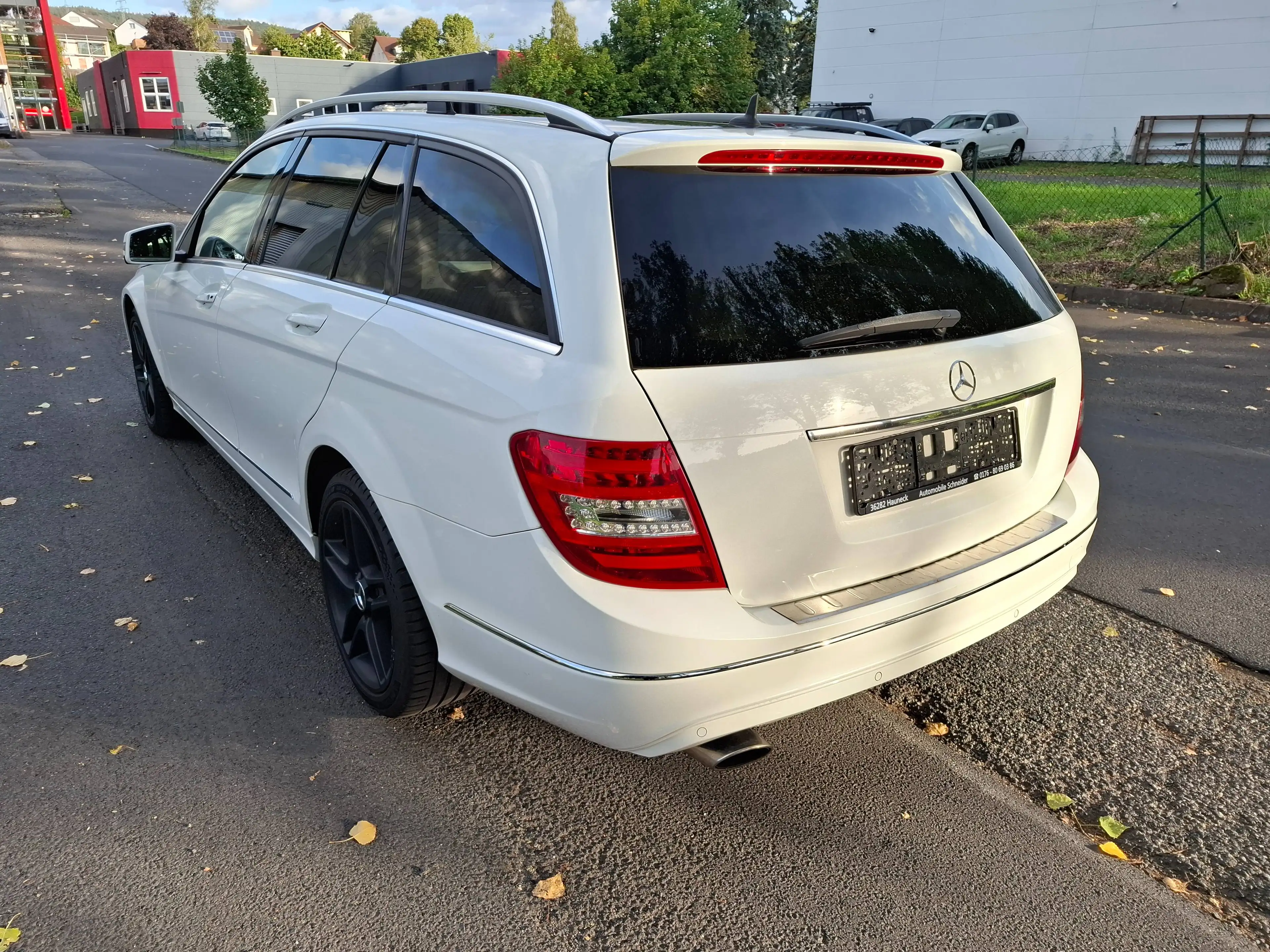 Mercedes-Benz C 250 C 250 CGI BlueEfficiency TÜV 09/2028 **Garantie** — photo 4
