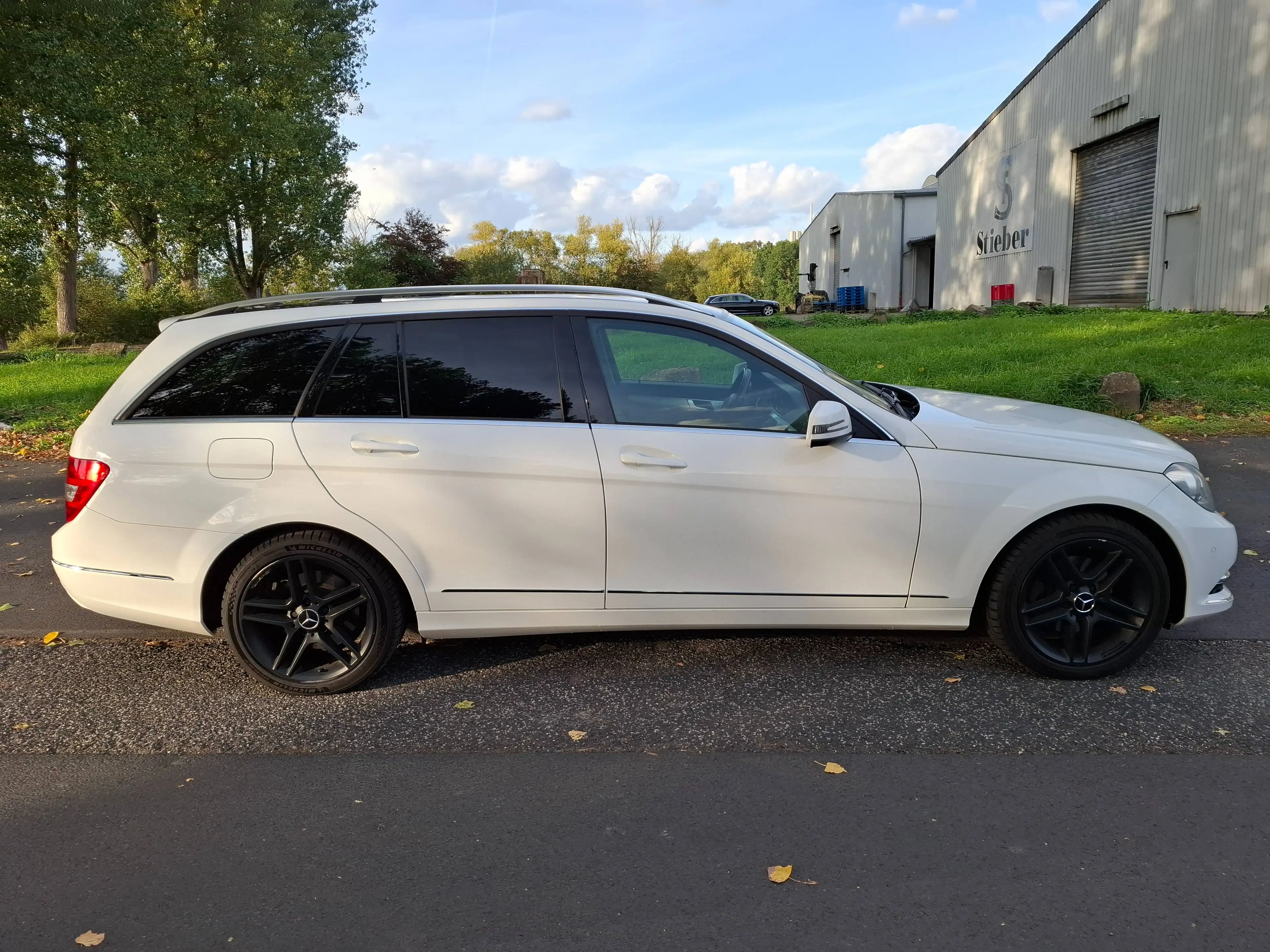 Mercedes-Benz C 250 C 250 CGI BlueEfficiency TÜV 09/2028 **Garantie** — photo 7