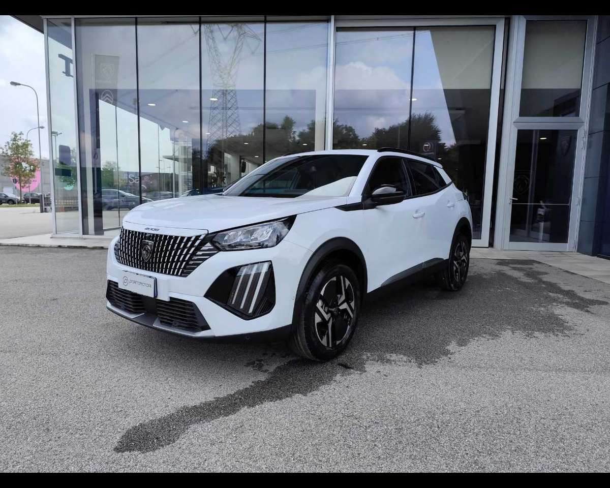 Peugeot 2008 PureTech 130 S&S EAT8 Allure