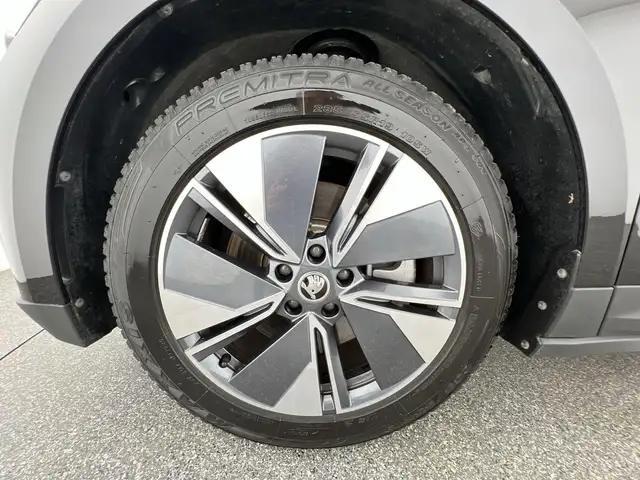 Skoda Enyaq view 6