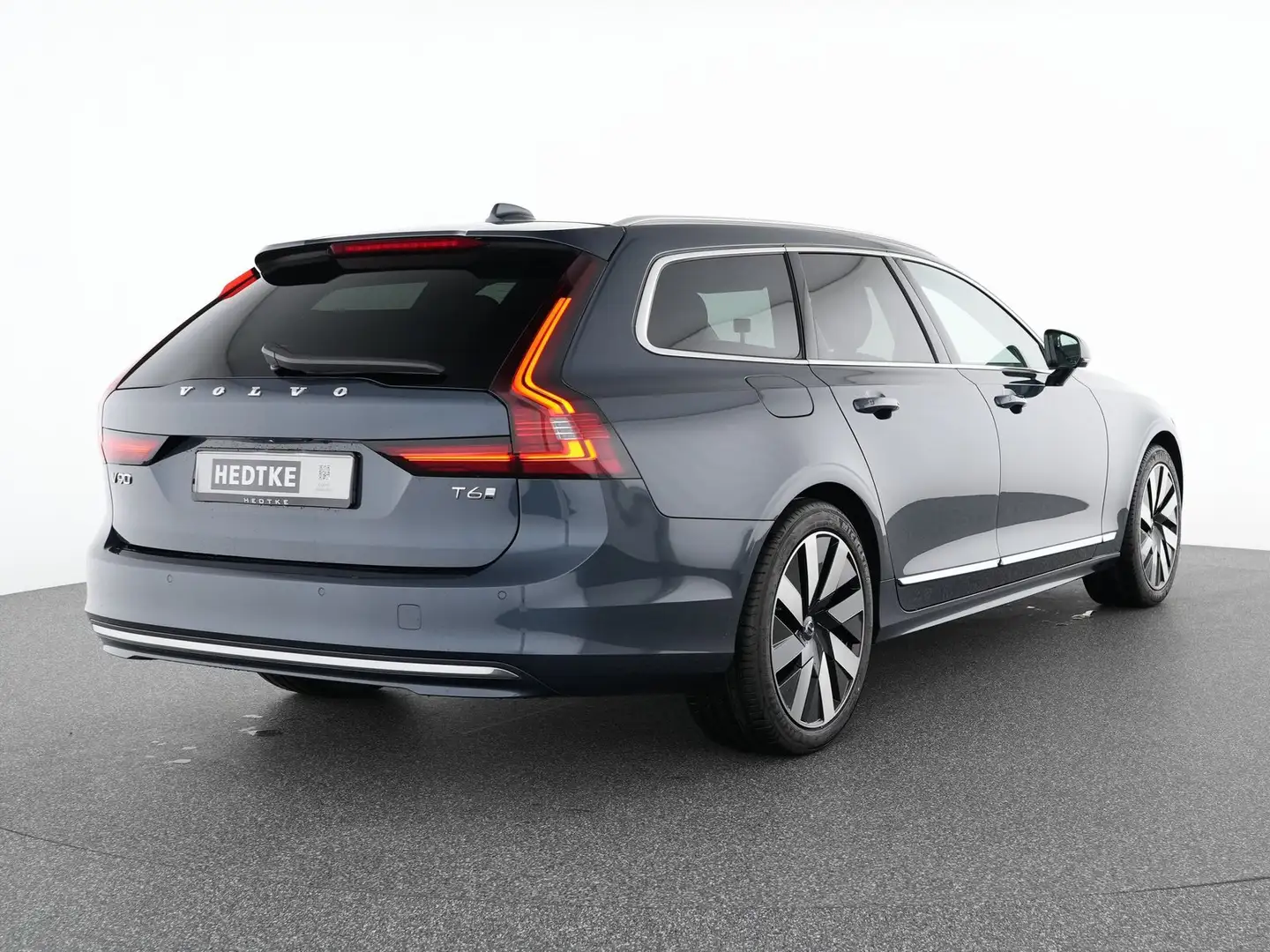 Volvo V90 T6 AWD Plug-in Hybrid Core 19"+VOLL-LED+H&K Niebieski - 2