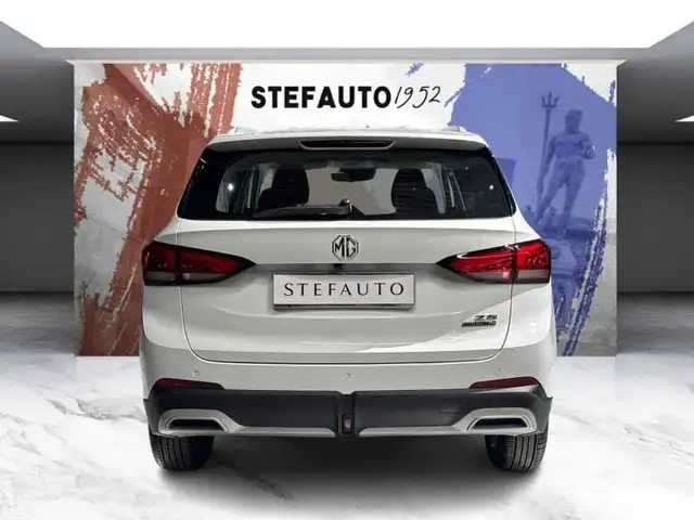 MG ZS view 6