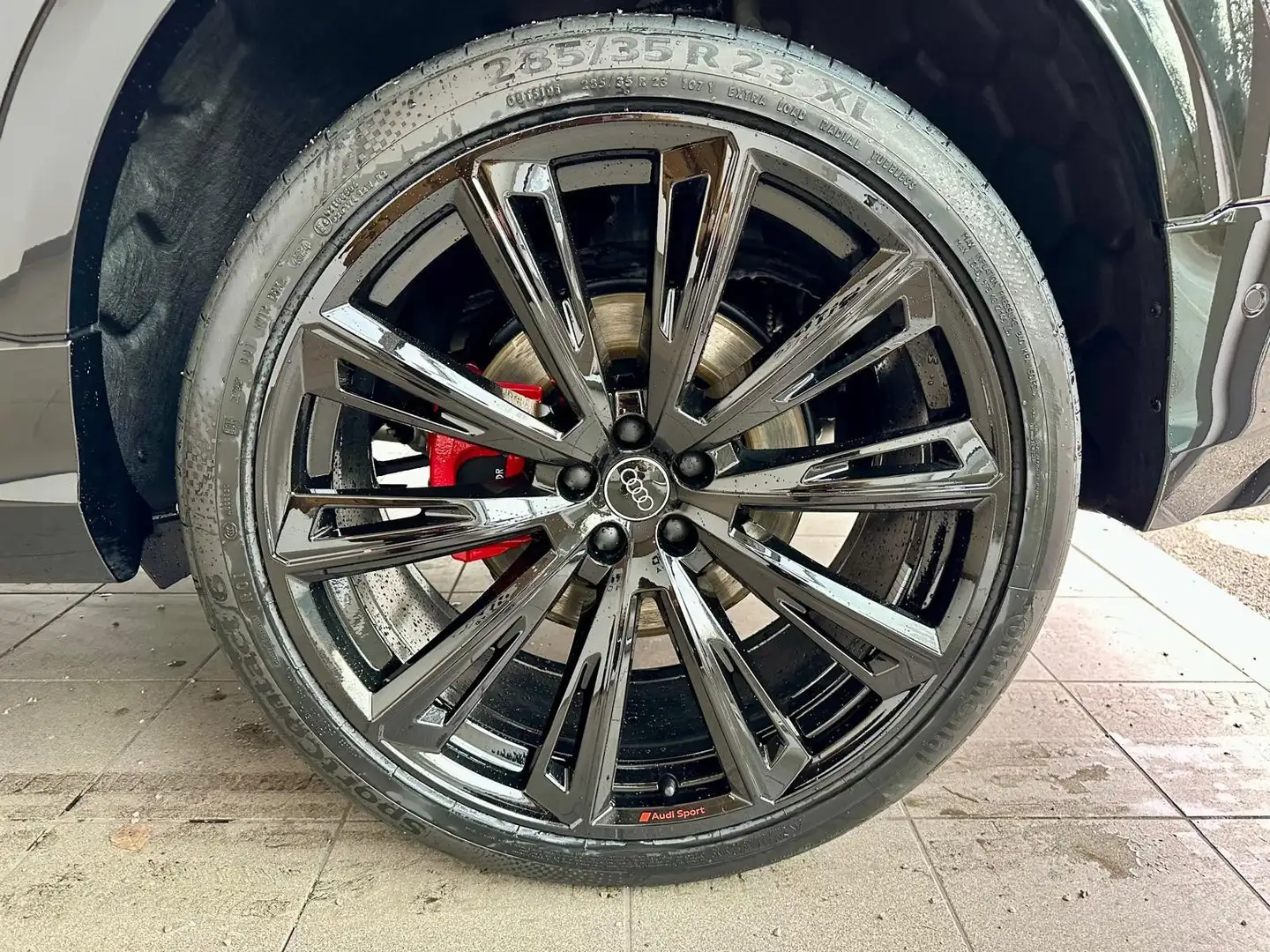 Audi Q8 TFSI Hybrid/-28%/Mass/Pan/ParkRemote/23 Noir - 2