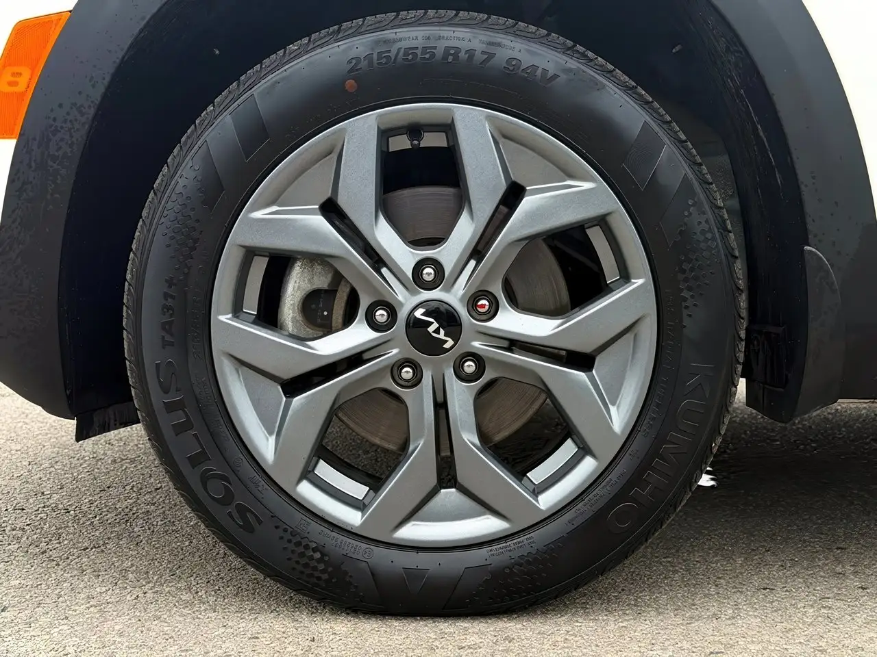 Kia Seltos photo Kia Seltos