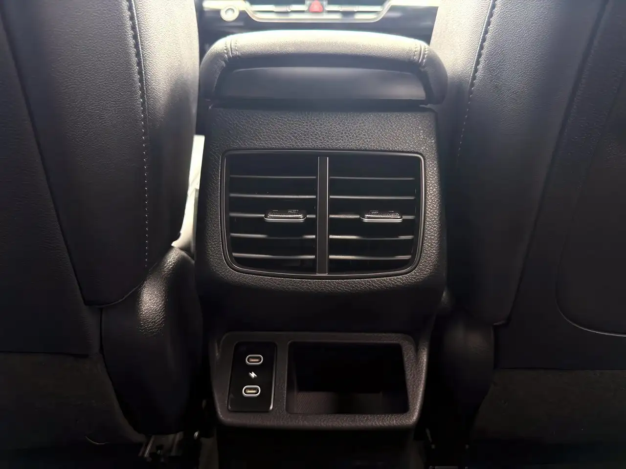 Kia Seltos photo Kia Seltos
