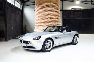 Z8 5.0L V8