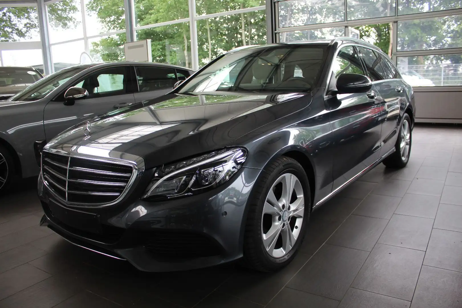 Mercedes-Benz C 220 d T Exclusive Aut.(AHK,Business,Pano) Grijs - 1