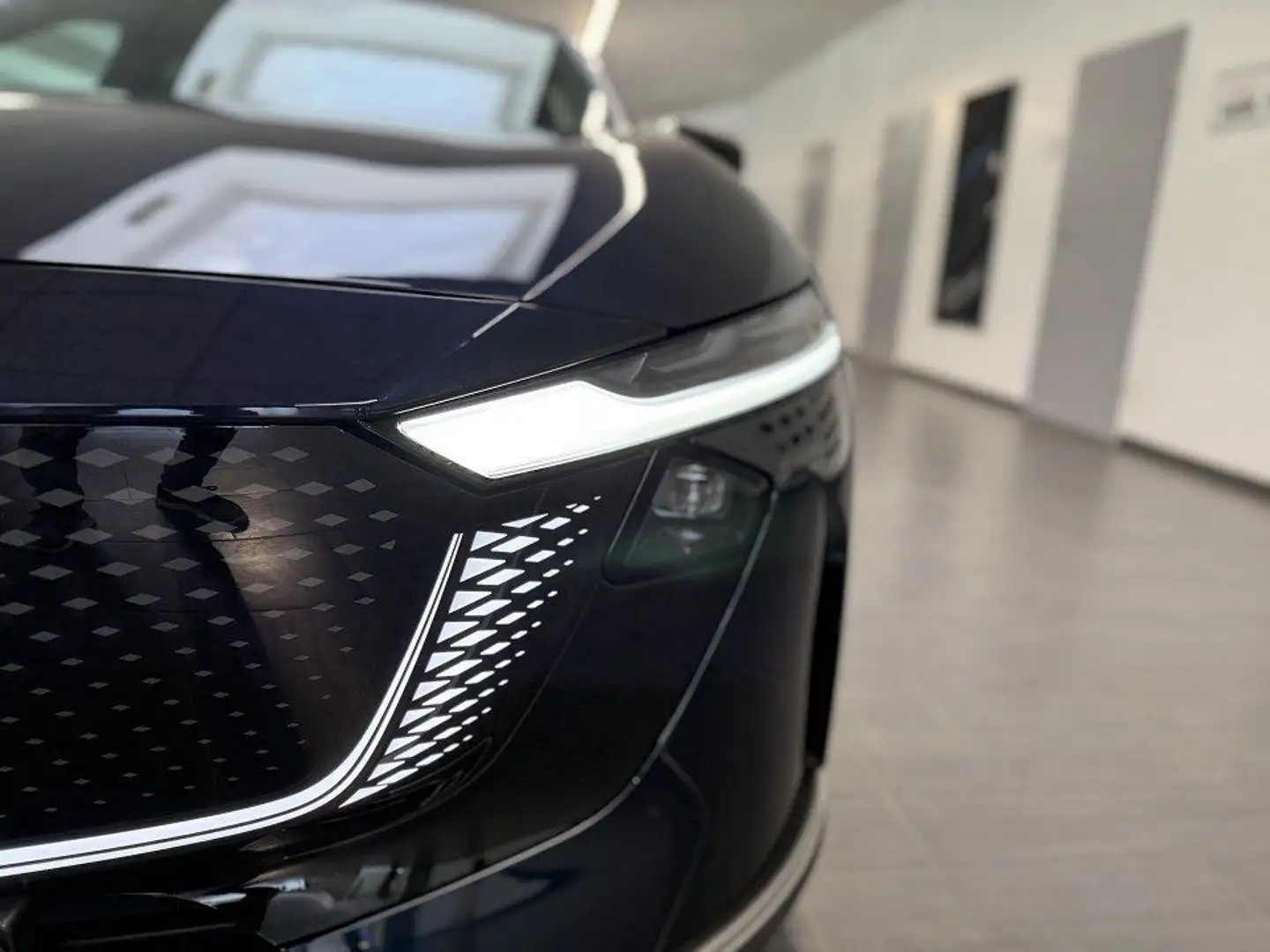 Mazda 6e EV 258PS Takumi Plus Teil-Nappaleder beige Blau - 2
