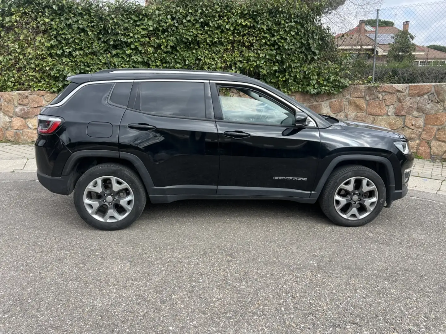 Jeep Compass 1.4 Multiair Limited AWD ATX Aut. 125kW Negro - 1