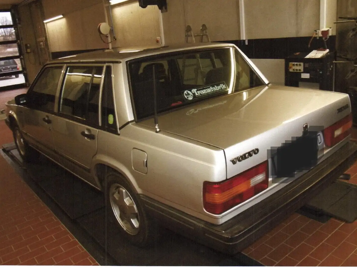 Volvo 740 740 Automatik GL Exklusiv Zilver - 2