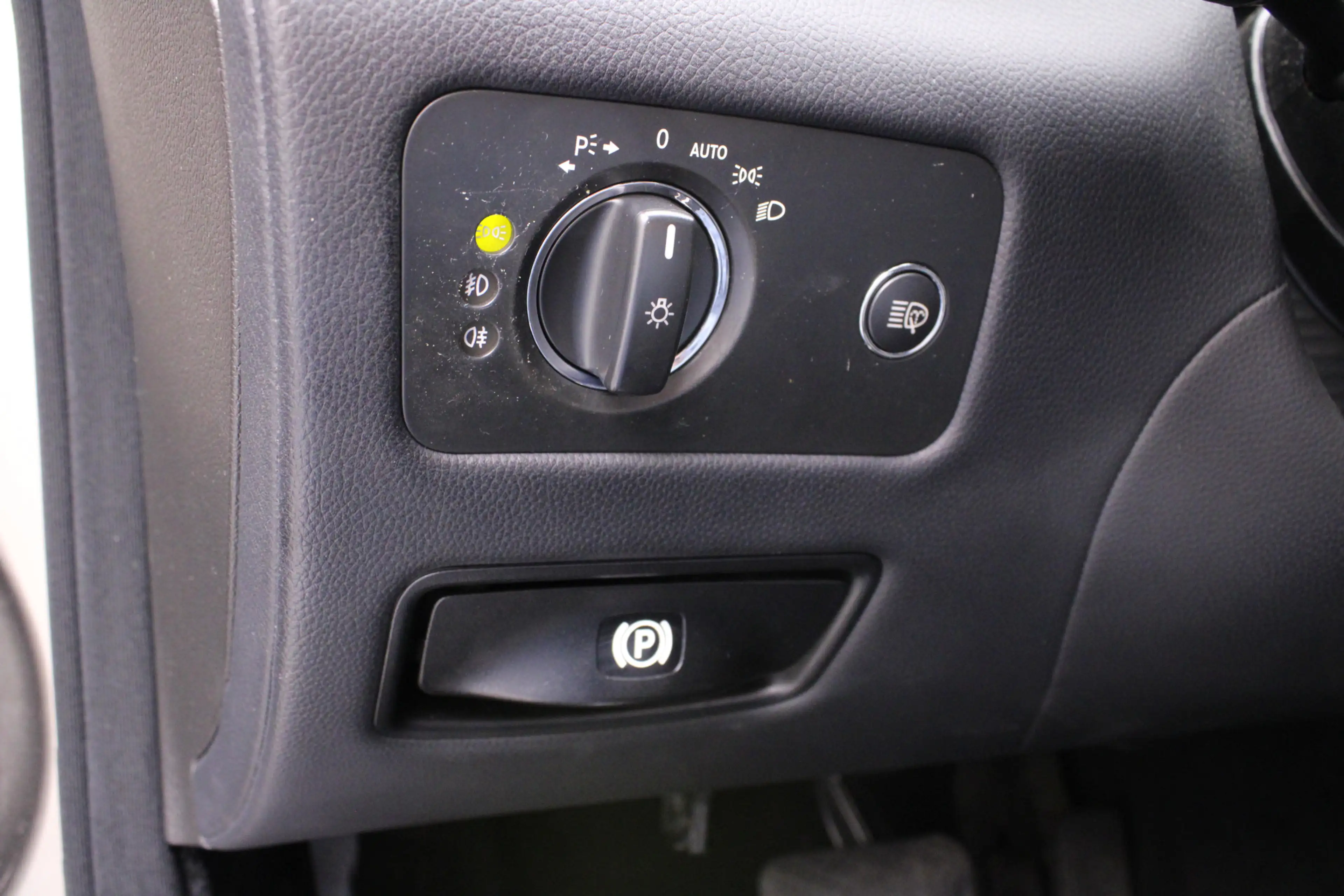 Mercedes-Benz CLS 350 | Automaat | Panoramadak / Climate / Leder Elektr. — photo 17