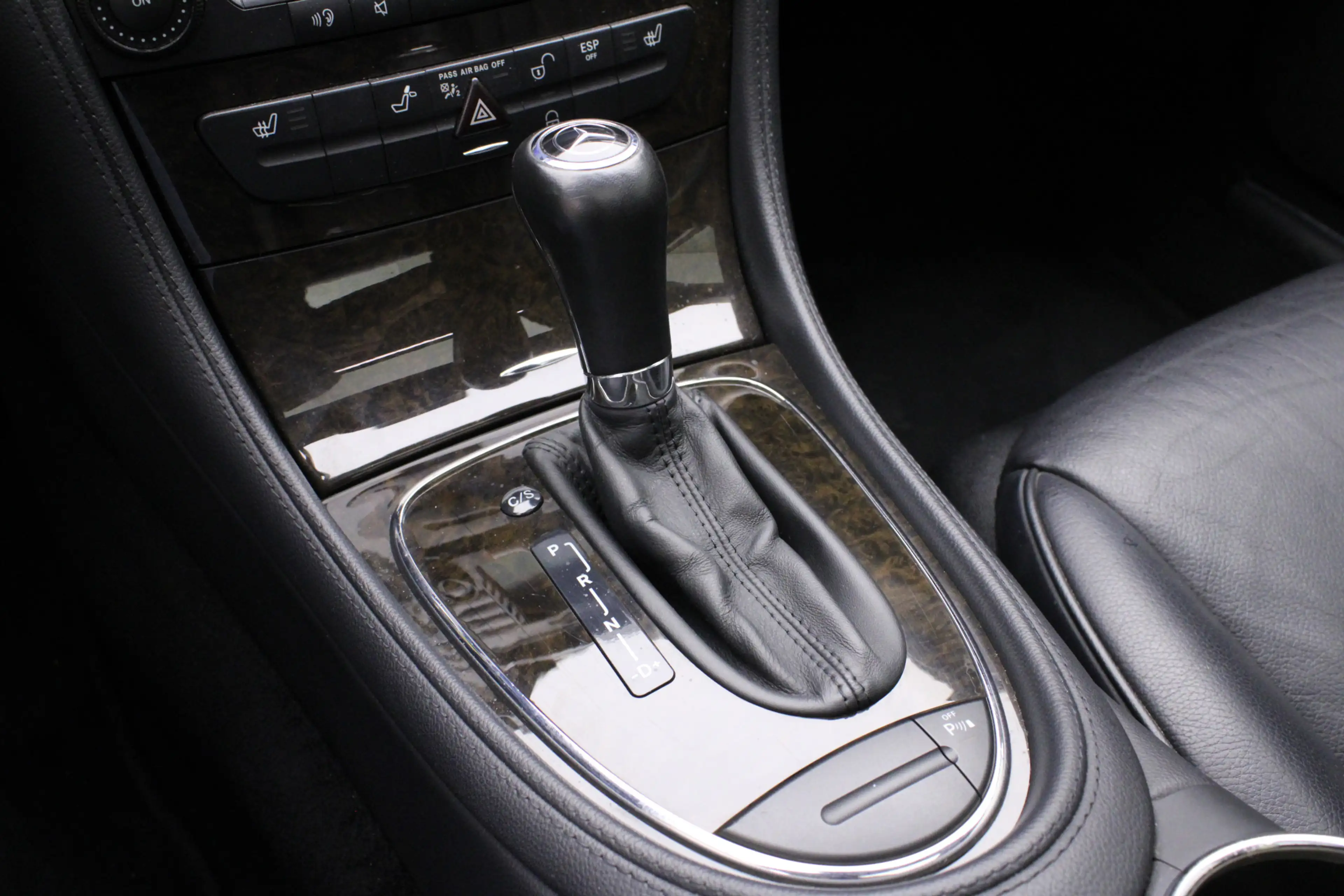 Mercedes-Benz CLS 350 | Automaat | Panoramadak / Climate / Leder Elektr. — photo 27