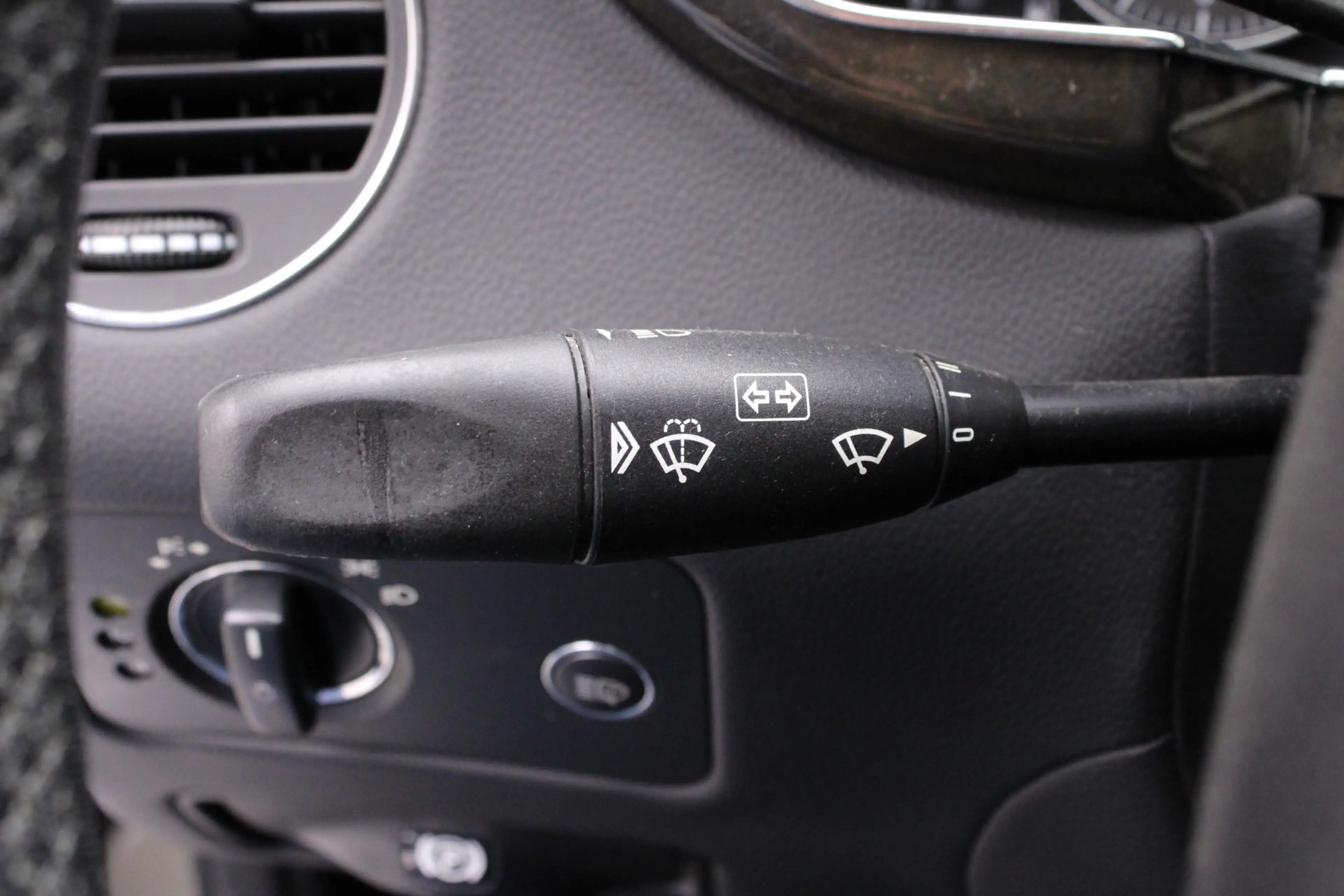 Mercedes-Benz CLS 350 | Automaat | Panoramadak / Climate / Leder Elektr. — photo 36