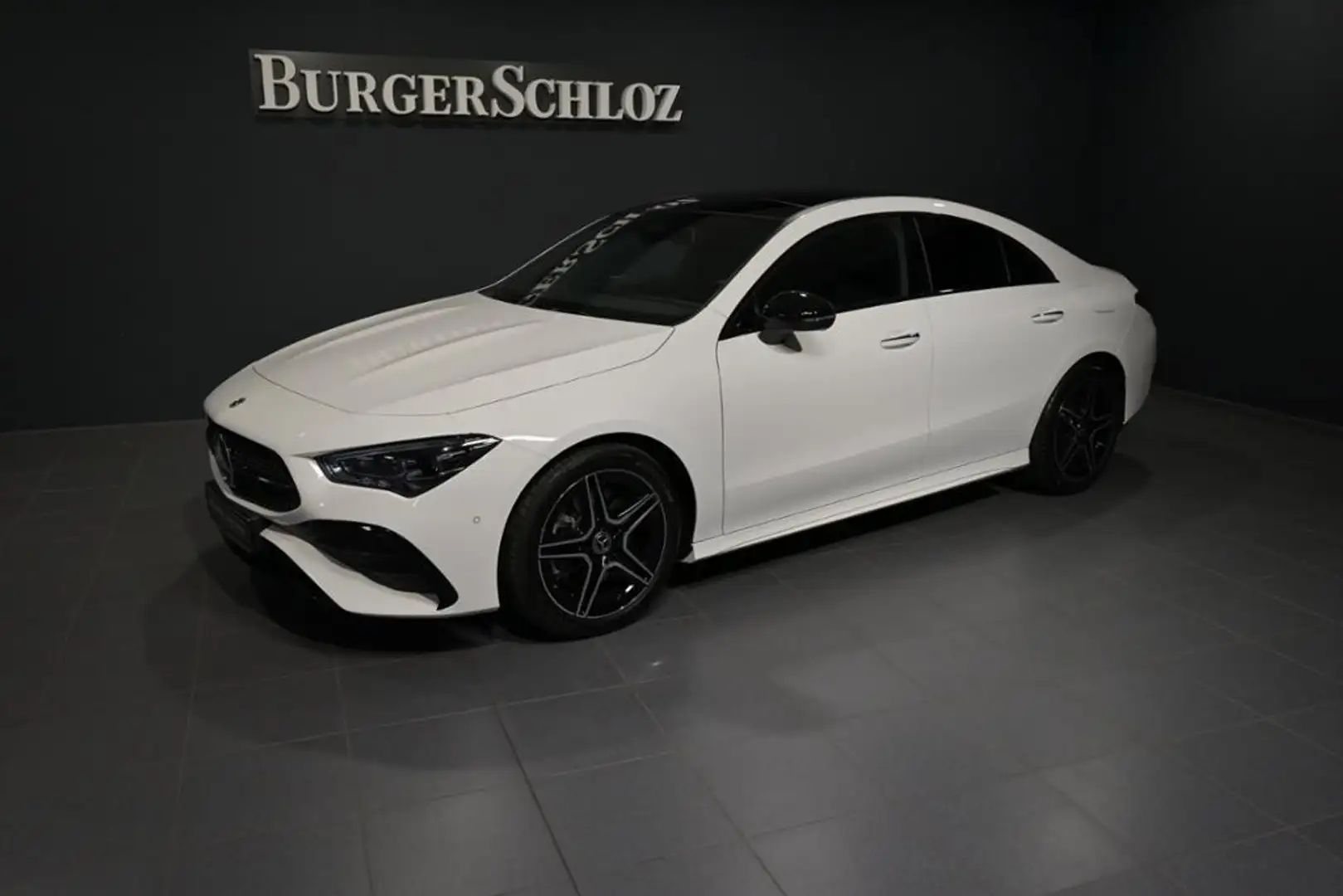 Mercedes-Benz CLA 200 Coupé AMG/PANO/MULTIBEAM/KAMERA/NIGHT Weiß - 1