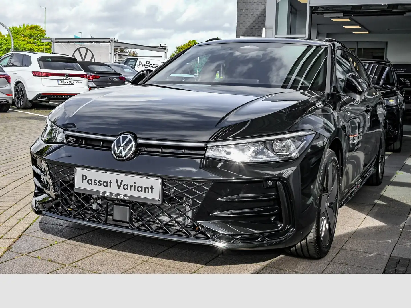 Volkswagen Passat Variant 272 PS eHybrid R-Line Black Style Schwarz - 1