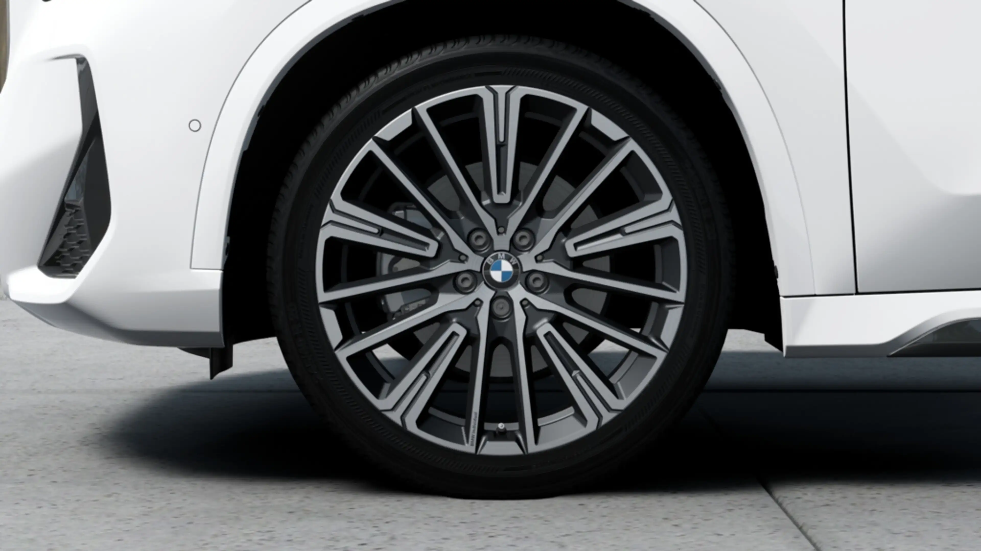 BMW iX1 eDrive20 M Sport Edition 65.2 kWh SERVICE INCLUSIVE - M SPORT — photo 6