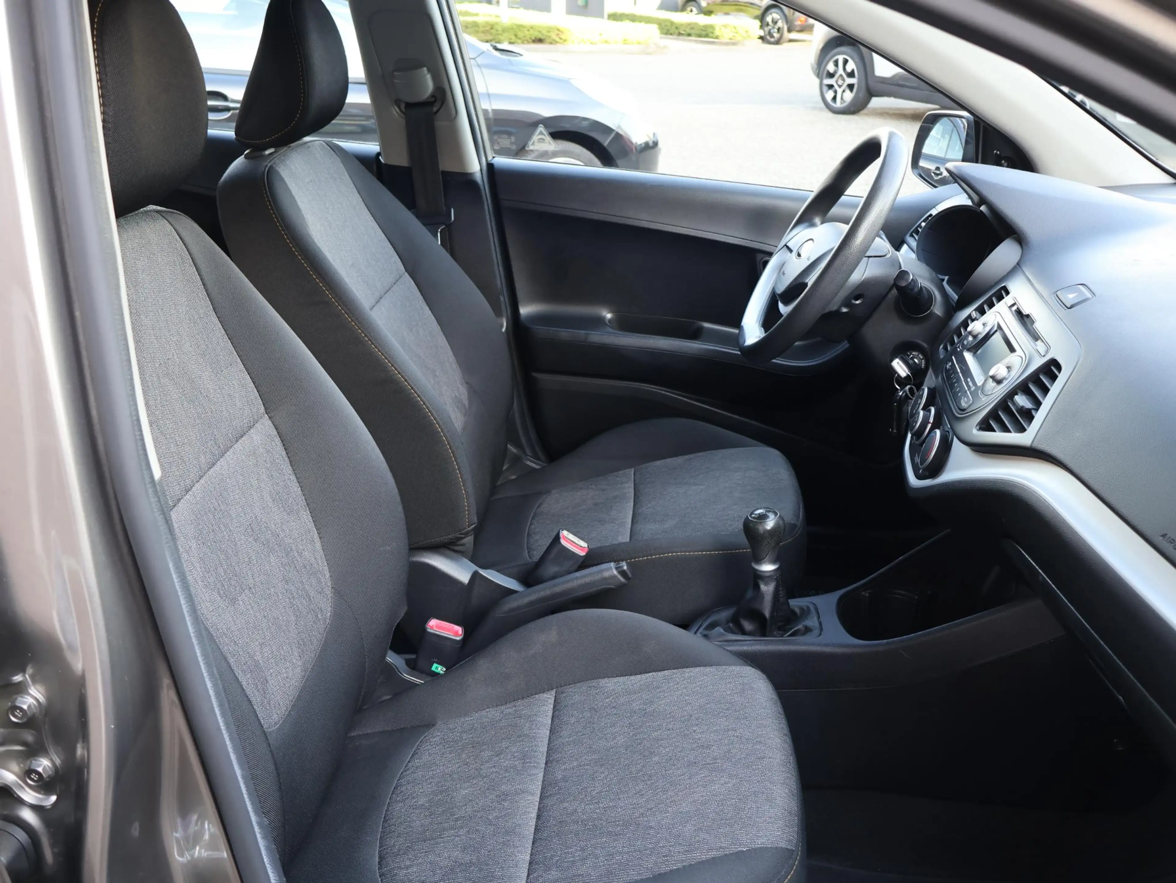 Kia Picanto 1.0 CVVT ComfortLine NAP 3e eigenaar Airco Trekhaa — photo 14