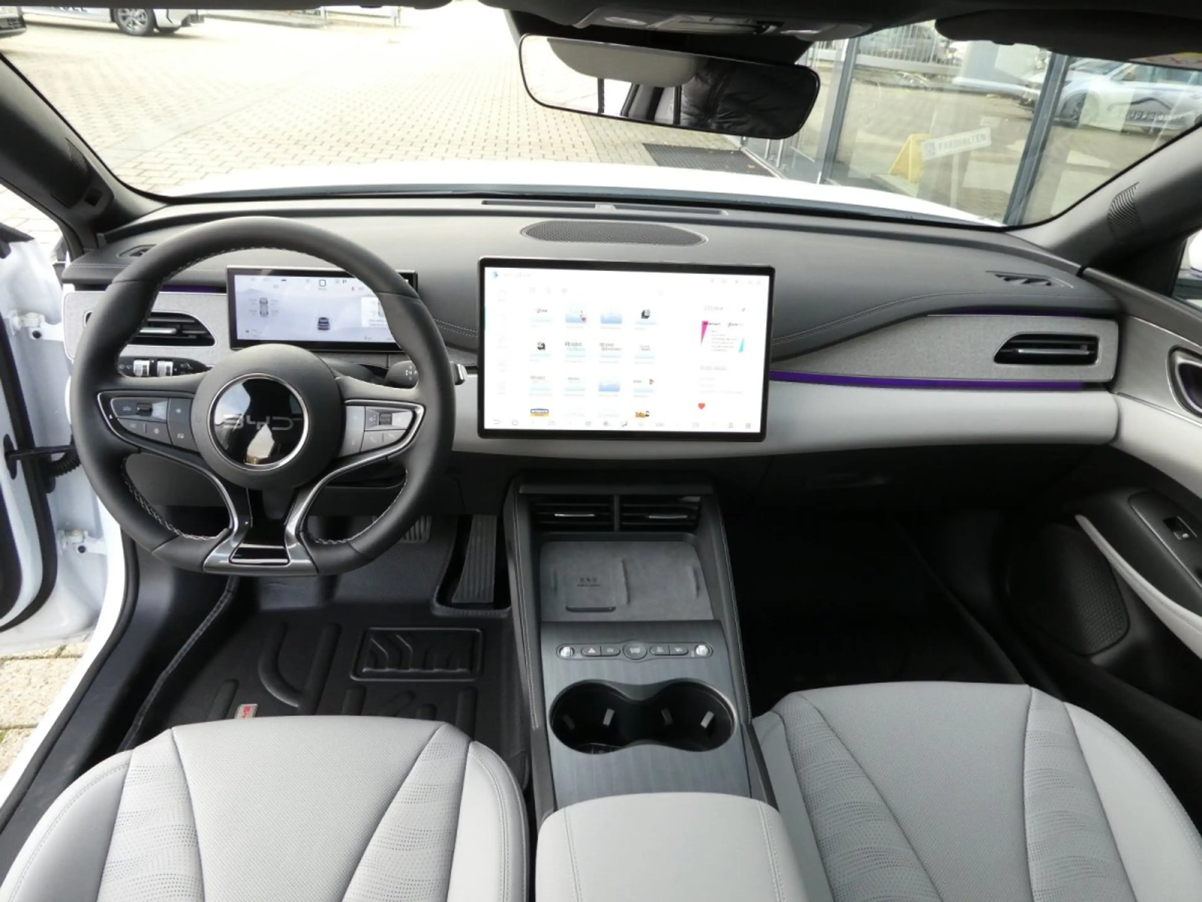 BYD Seal 6 DM-I Touring Comfort *Privacy*Pano*Leder*360Grad* — photo 14