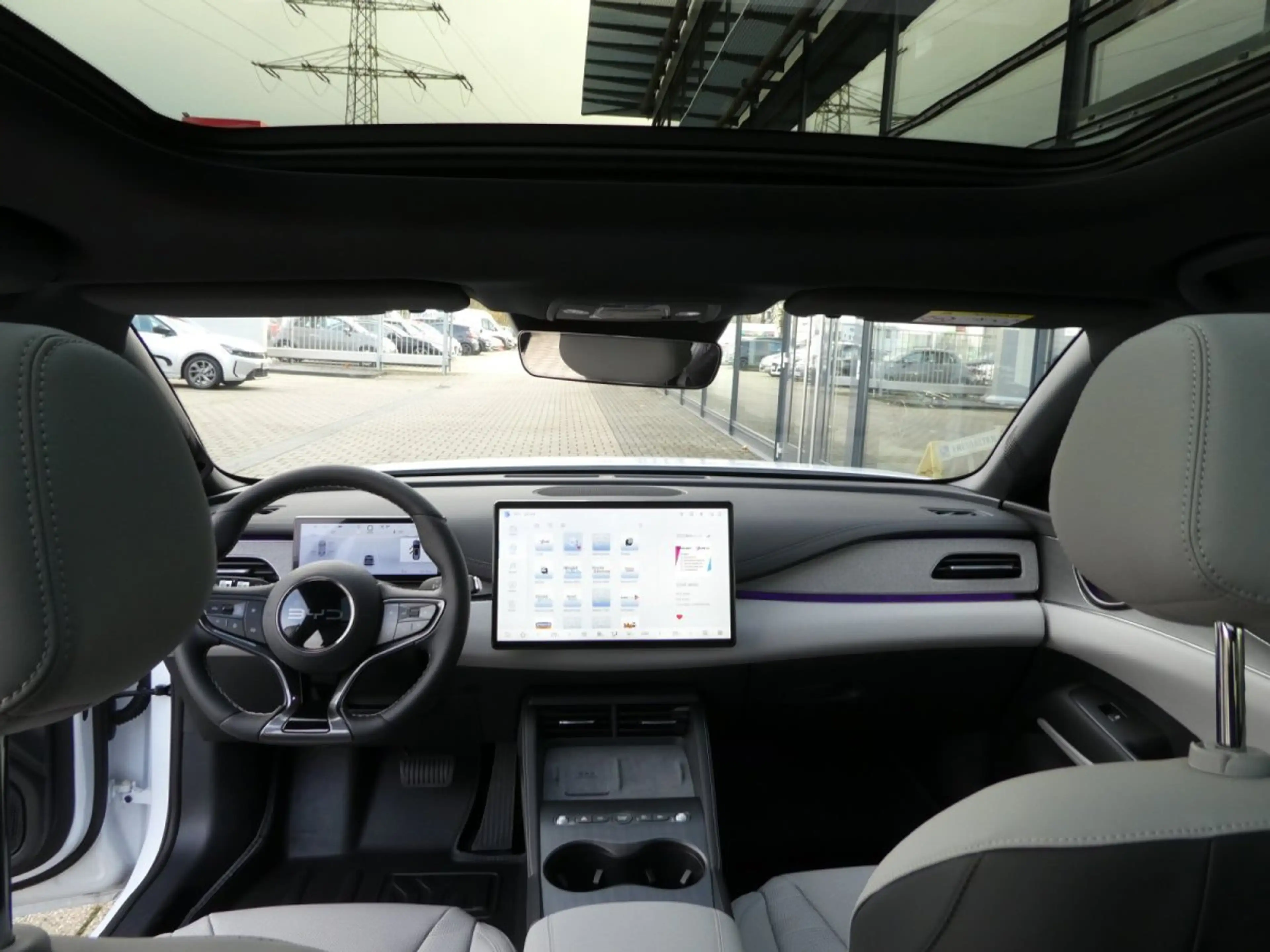 BYD Seal 6 DM-I Touring Comfort *Privacy*Pano*Leder*360Grad* — photo 13