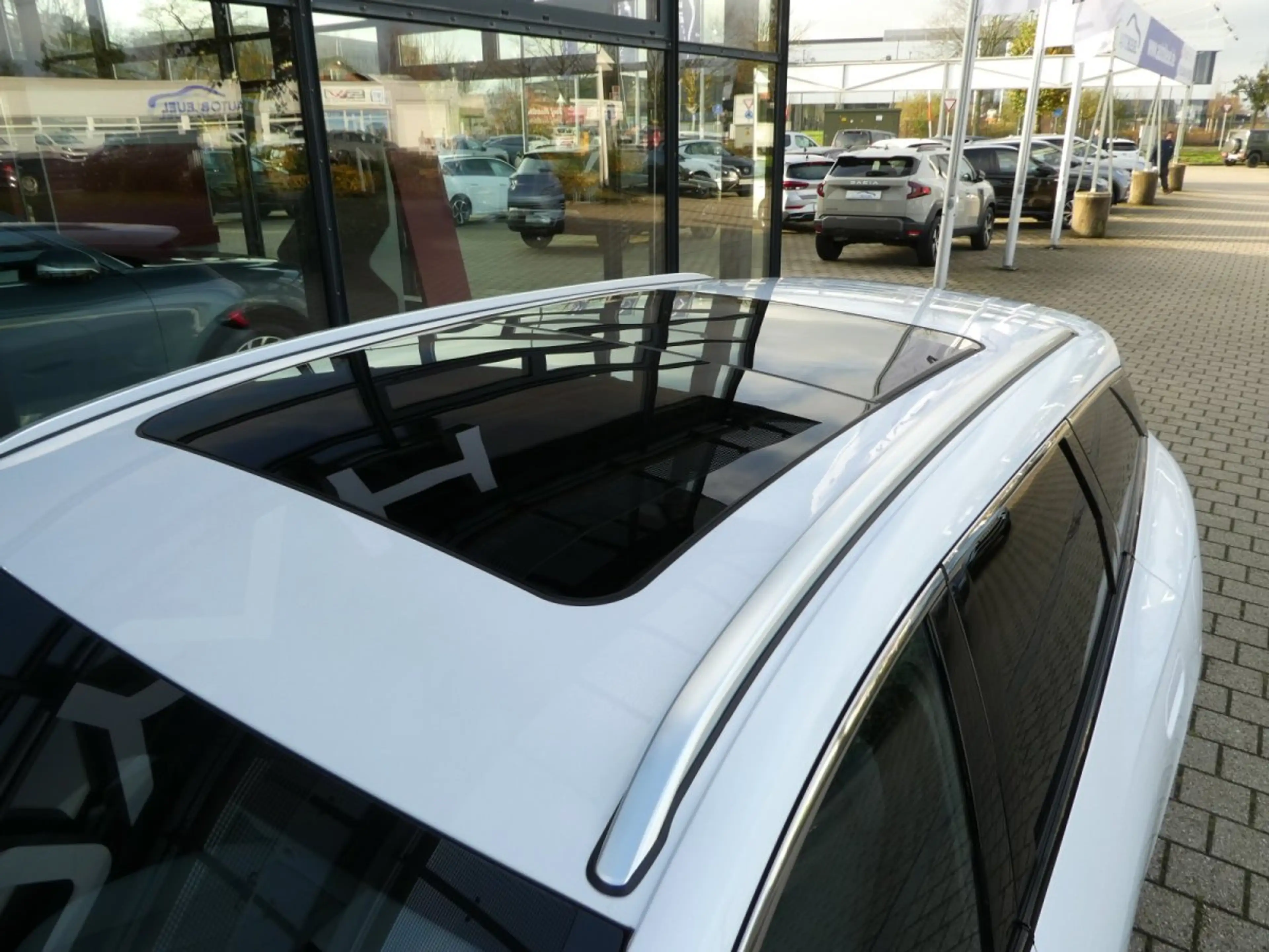 BYD Seal 6 DM-I Touring Comfort *Privacy*Pano*Leder*360Grad* — photo 6