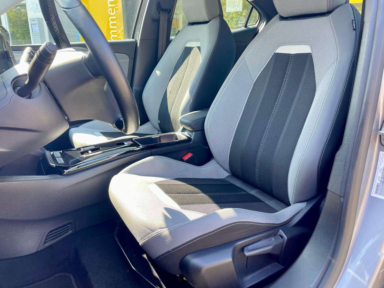 Opel Mokka E