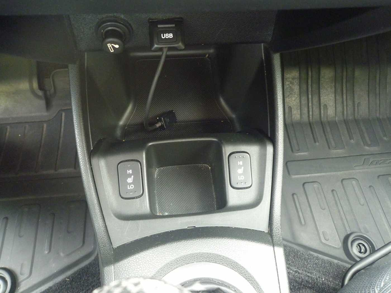 Honda Jazz 1.4 i-VTEC Elegance — photo 15