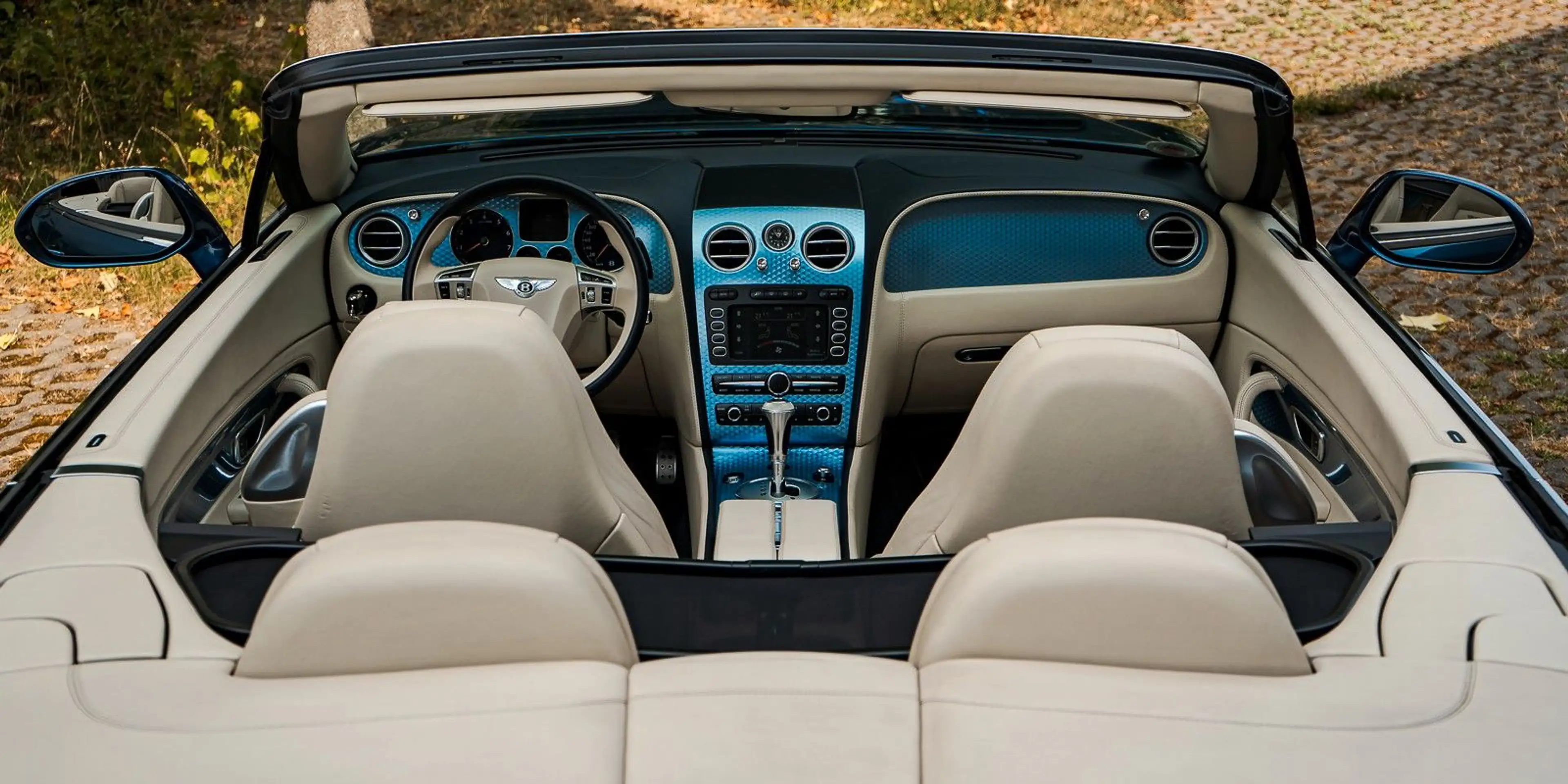 Bentley Continental GTC Speed — photo 11