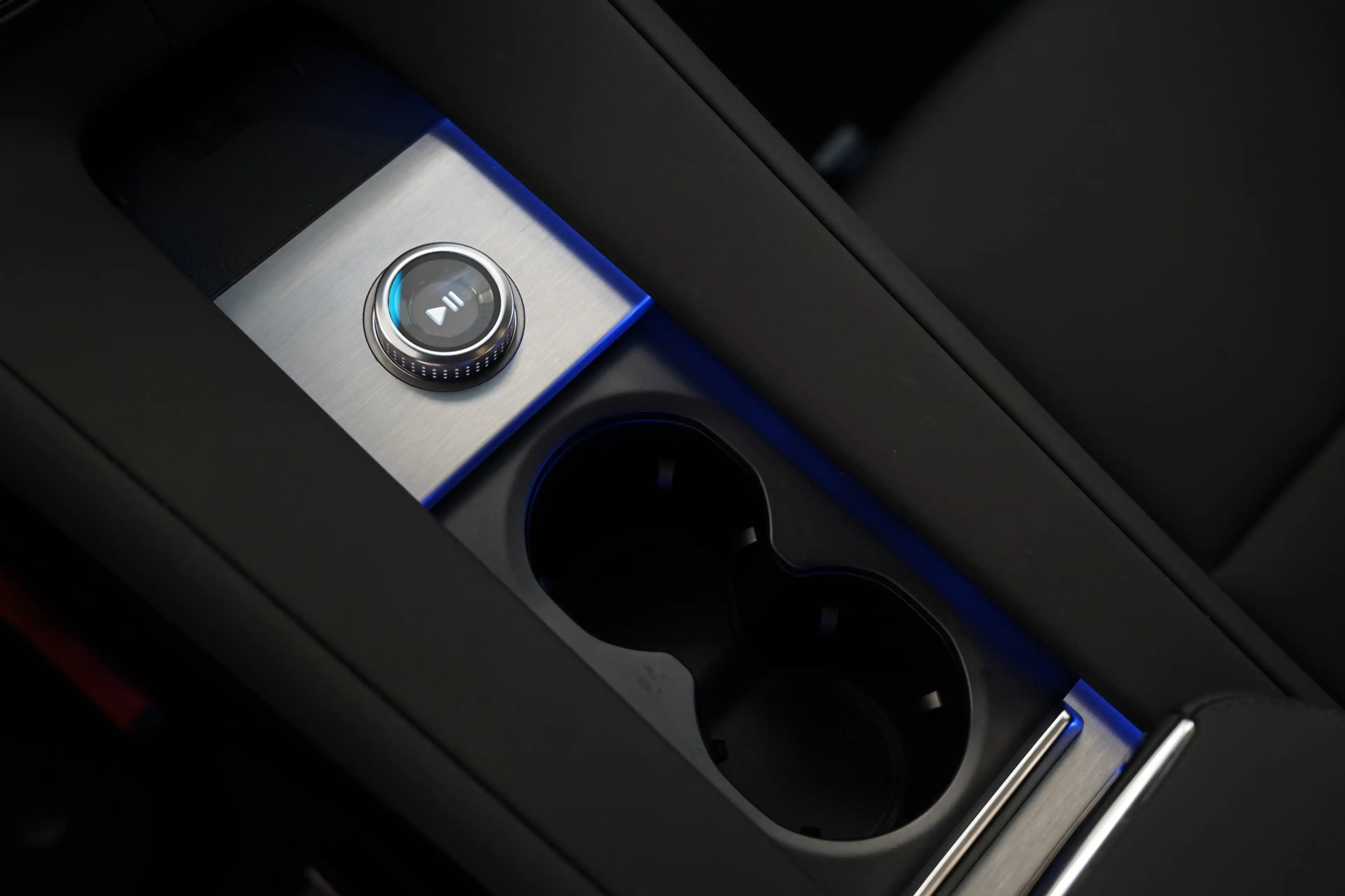 Polestar 4 Long Range Single motor 100 kWh ACC 360 Camera Pan — photo 14