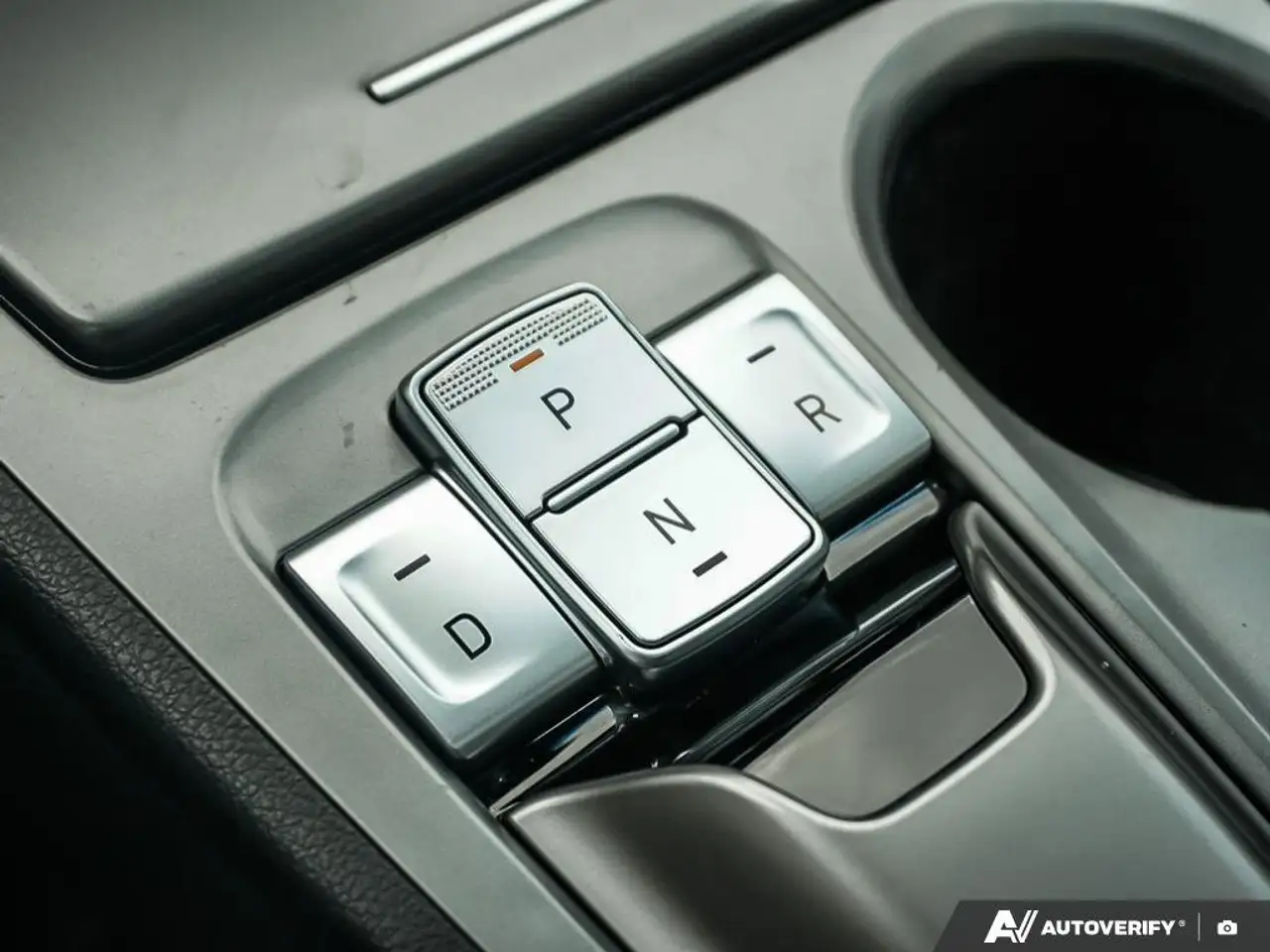 Hyundai KONA photo Hyundai KONA