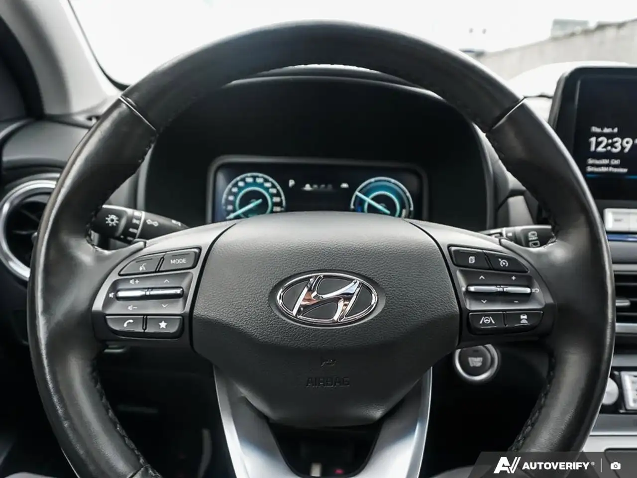 Hyundai KONA photo Hyundai KONA
