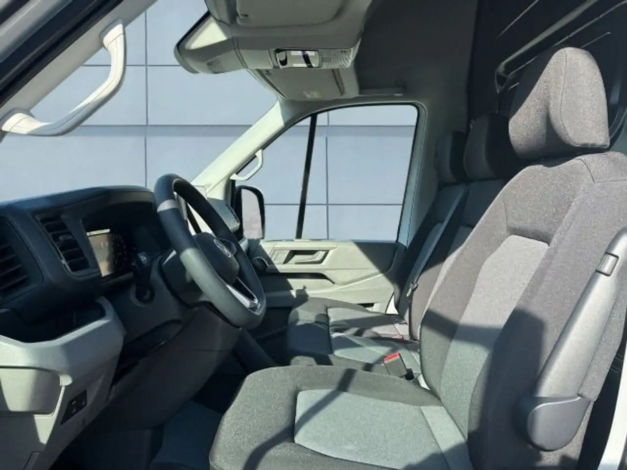 Volkswagen Crafter Kasten MR 35 TDI 6-Gang LED 8