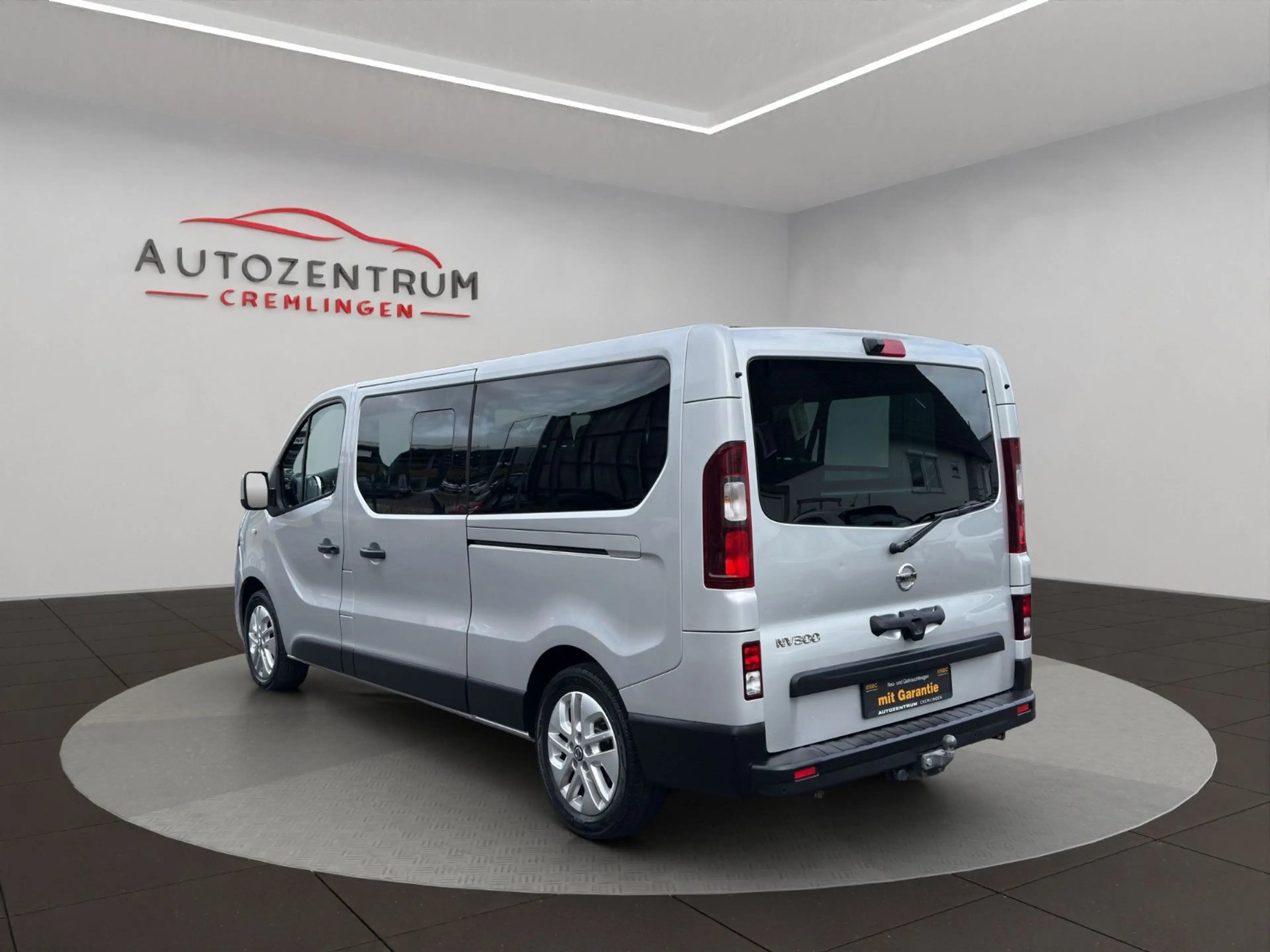 Nissan NV300 Kombi L2H1 2,9t PREMIUM CAM AHK NAV KEYLES — photo 7