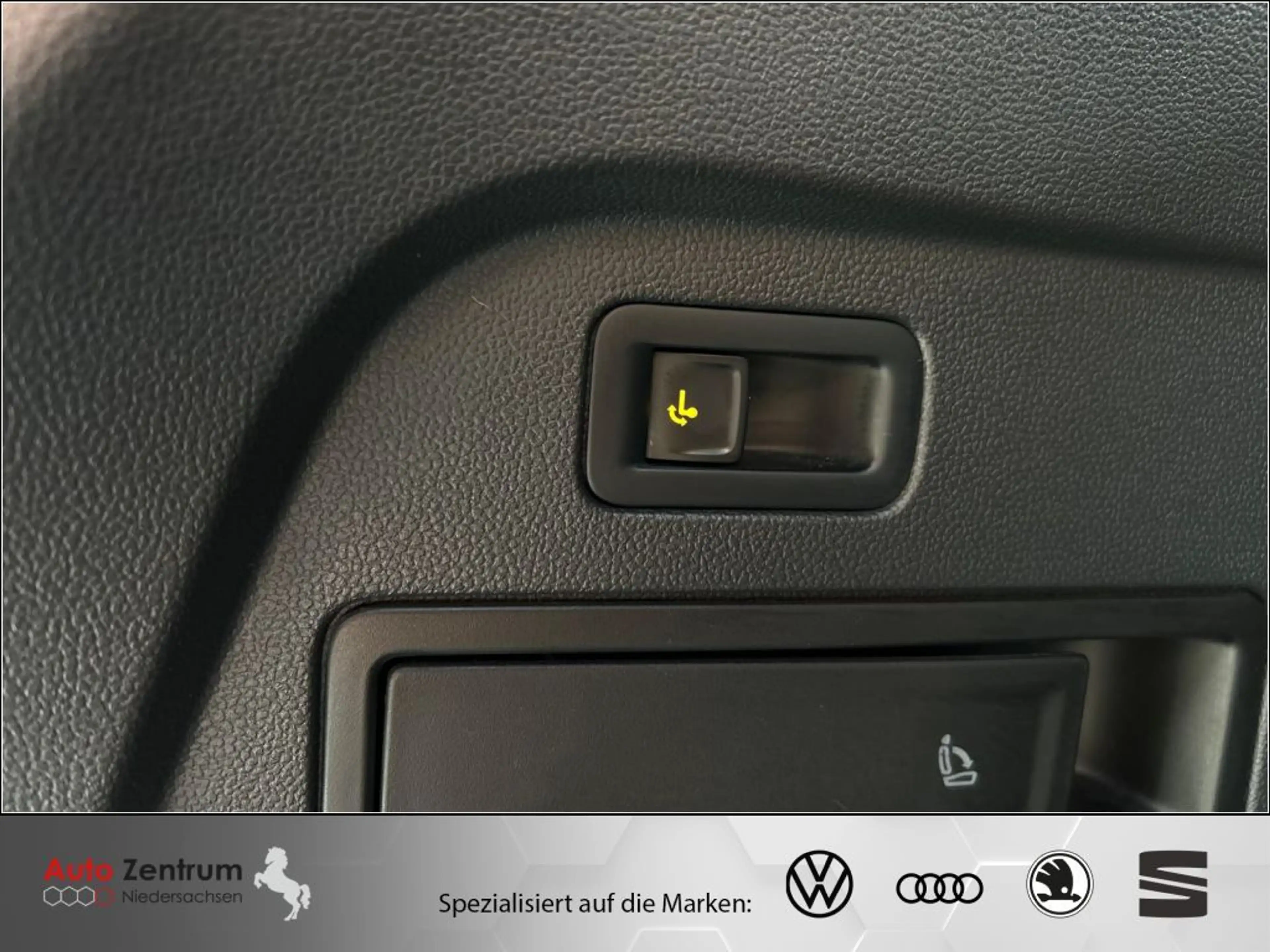Volkswagen Tiguan Allspace 2.0 TDI 4M Highline DYNAUDIO AHK PANO HuD — photo 11