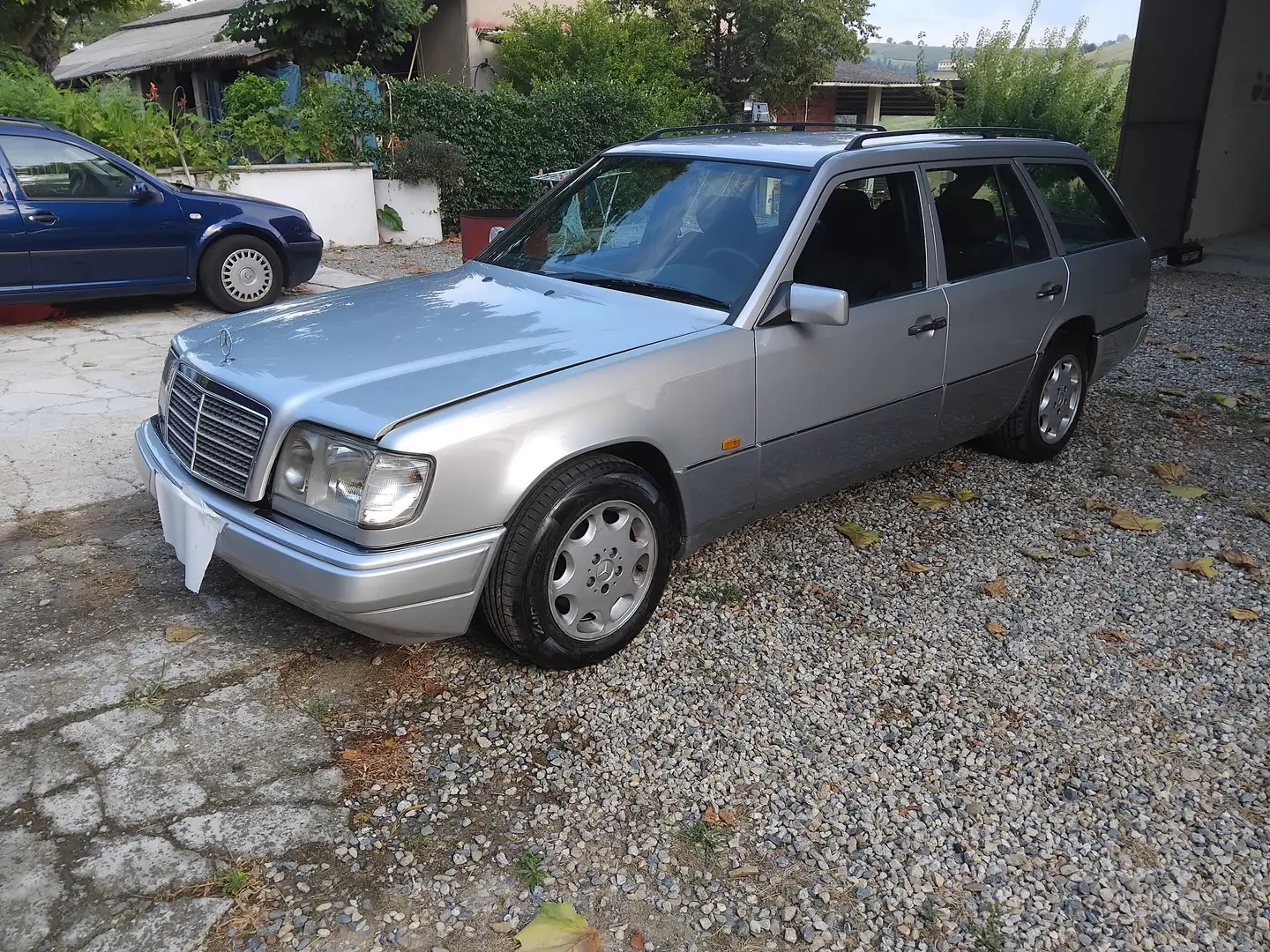 Mercedes-Benz E 200 Classe E - W124 SW SW Classica Ezüst - 1