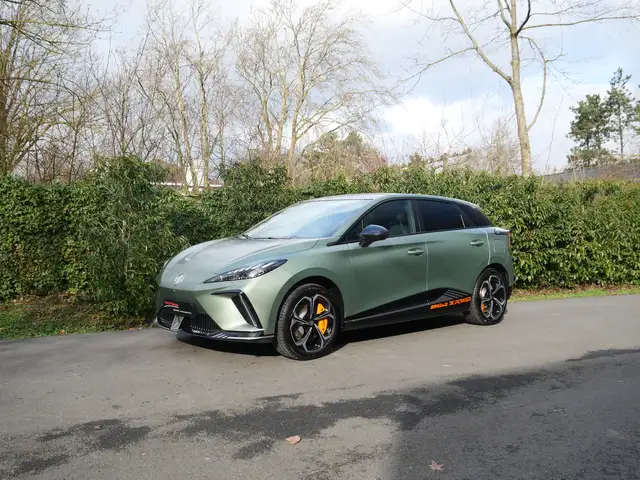 MG MG4 e-MG4 64 kWh XPower