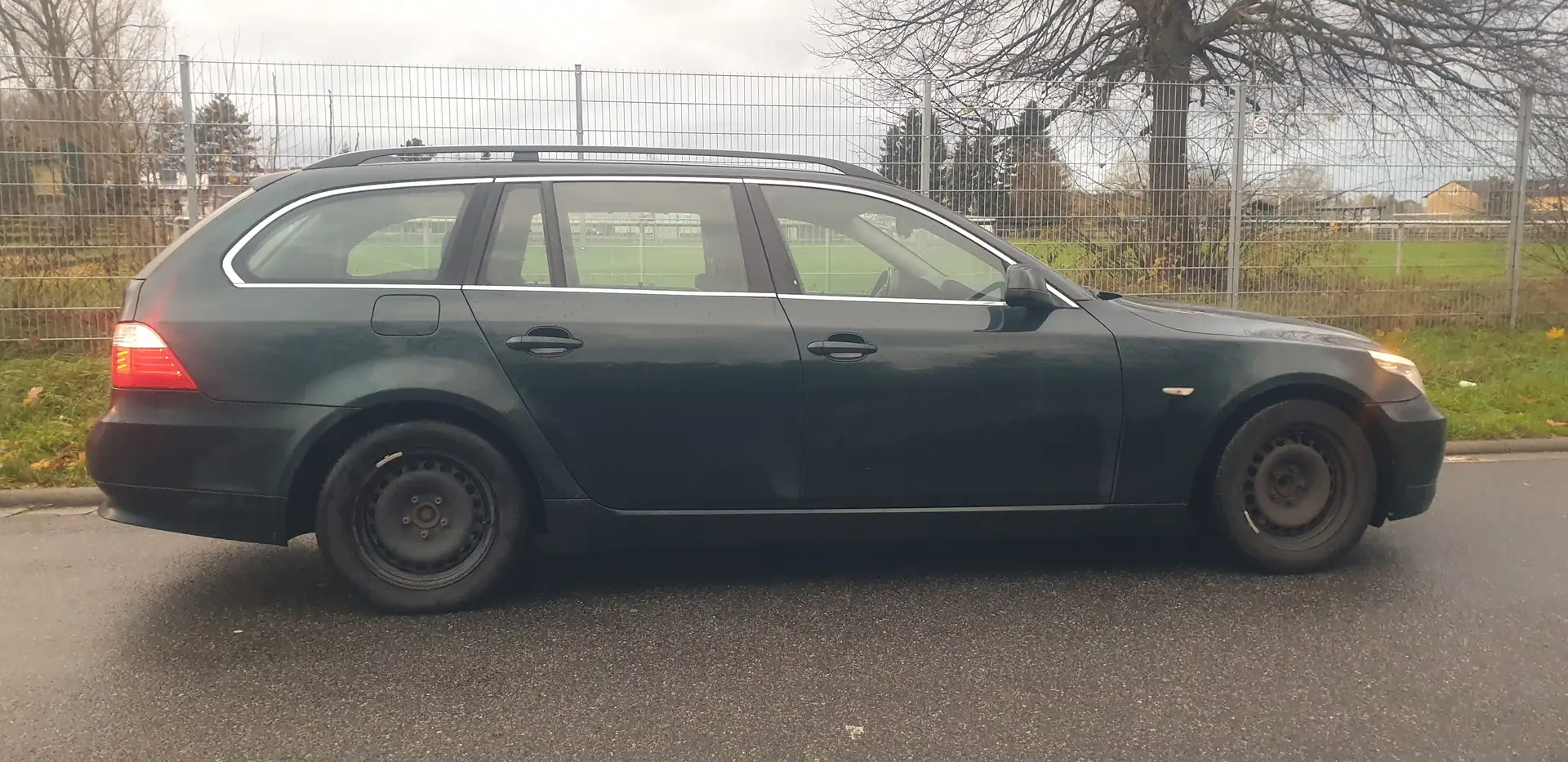 BMW 525 525d Grün - 2