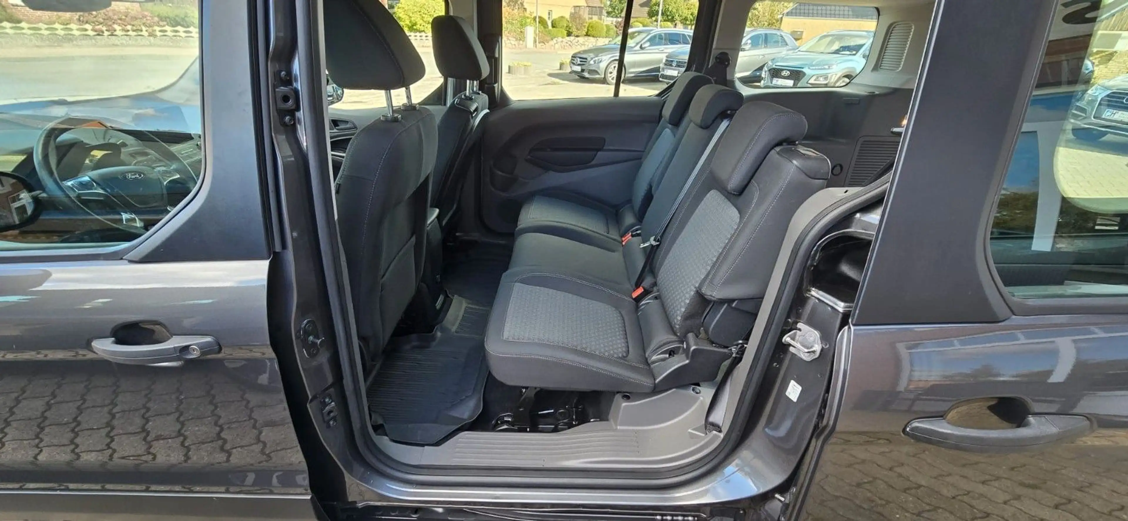 Ford Transit Connect lang*Navi*Tempo*AHK*Kamera*DAB* — photo 5