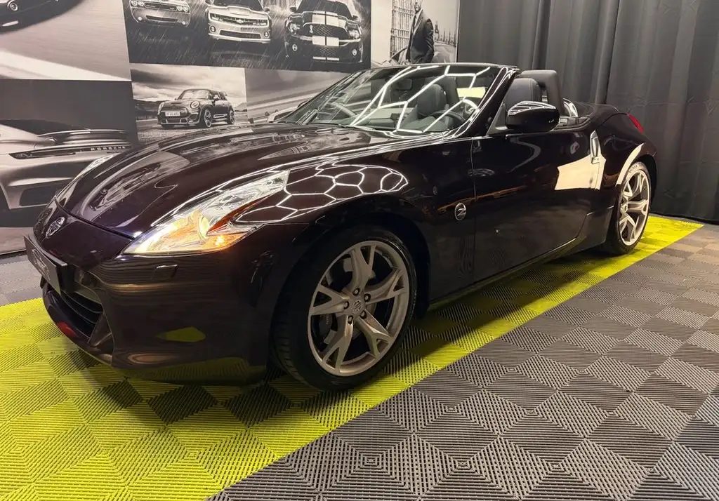 Nissan 370Z 2012 из Европы — купить под ключ