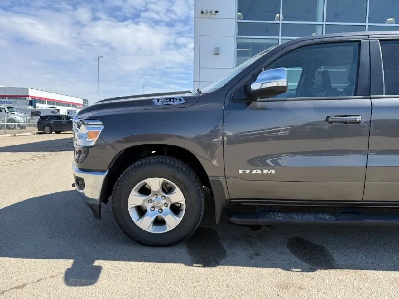 RAM 1500 снимка RAM 1500