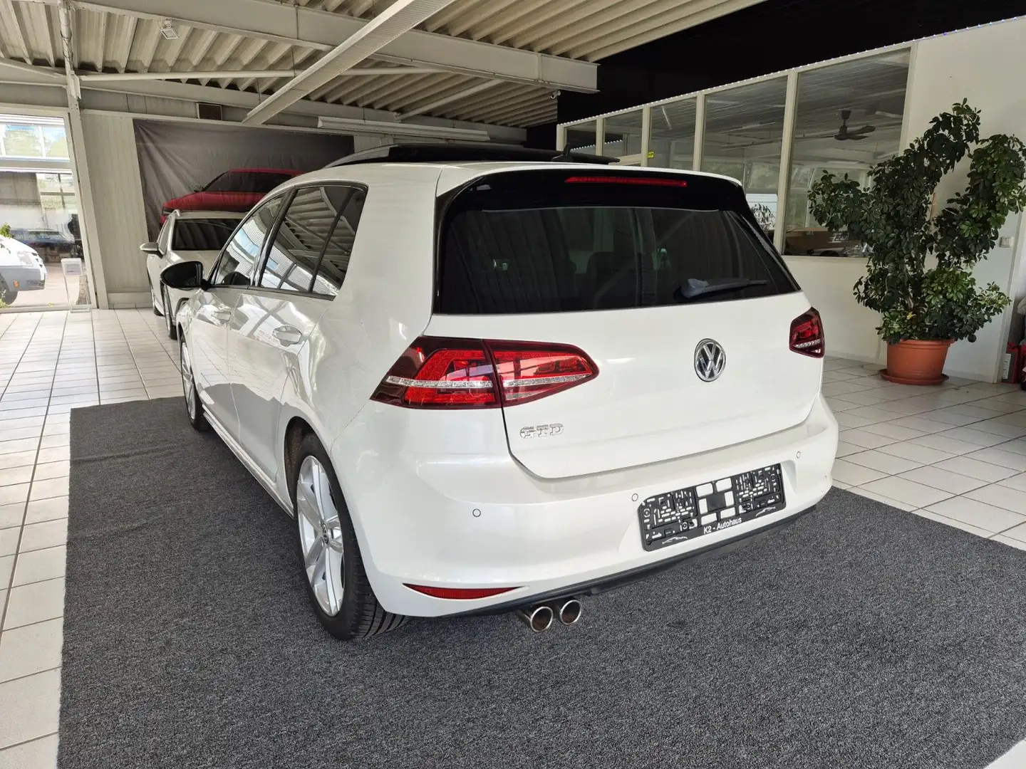 Volkswagen Golf VII Lim. GTD BMT*PANO*ACC*XEN*APP*SIDE*DCC* Blanc - 2